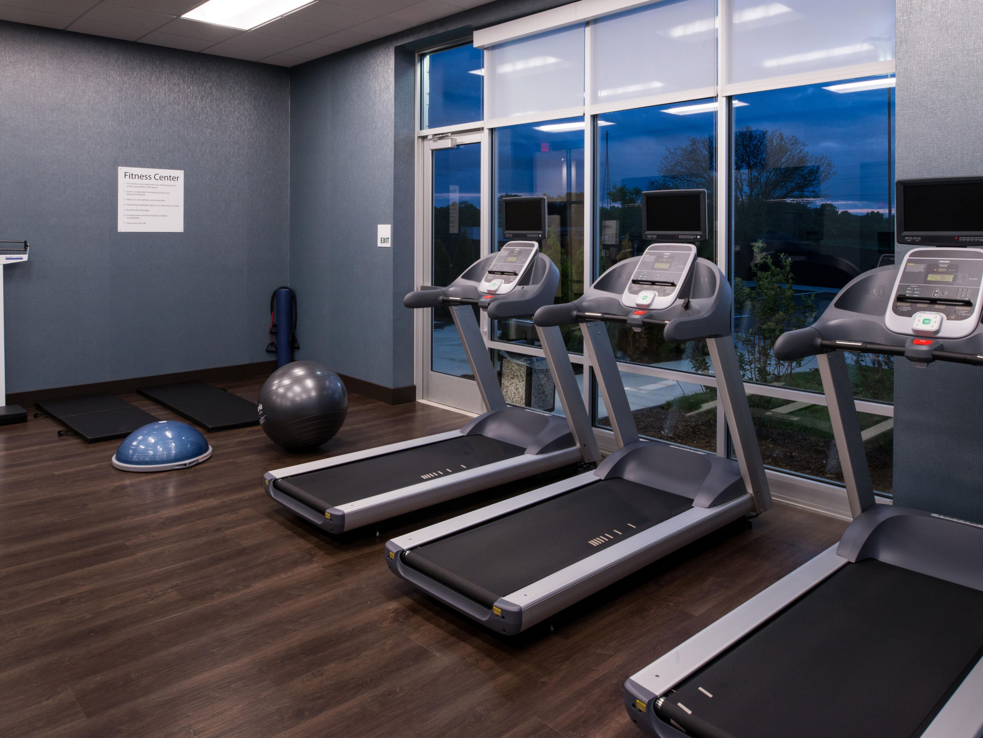 Get ready to achieve your fitness goals! Our state-of-the-art 24-hour fitness center includes various exercise options. We offer top-of-the-line treadmills, exercise balls to improve flexibility, and a stationary bike machine. After your work out, stop by our convenient 24-hour market to grab a refreshing drink and a delicious snack. 