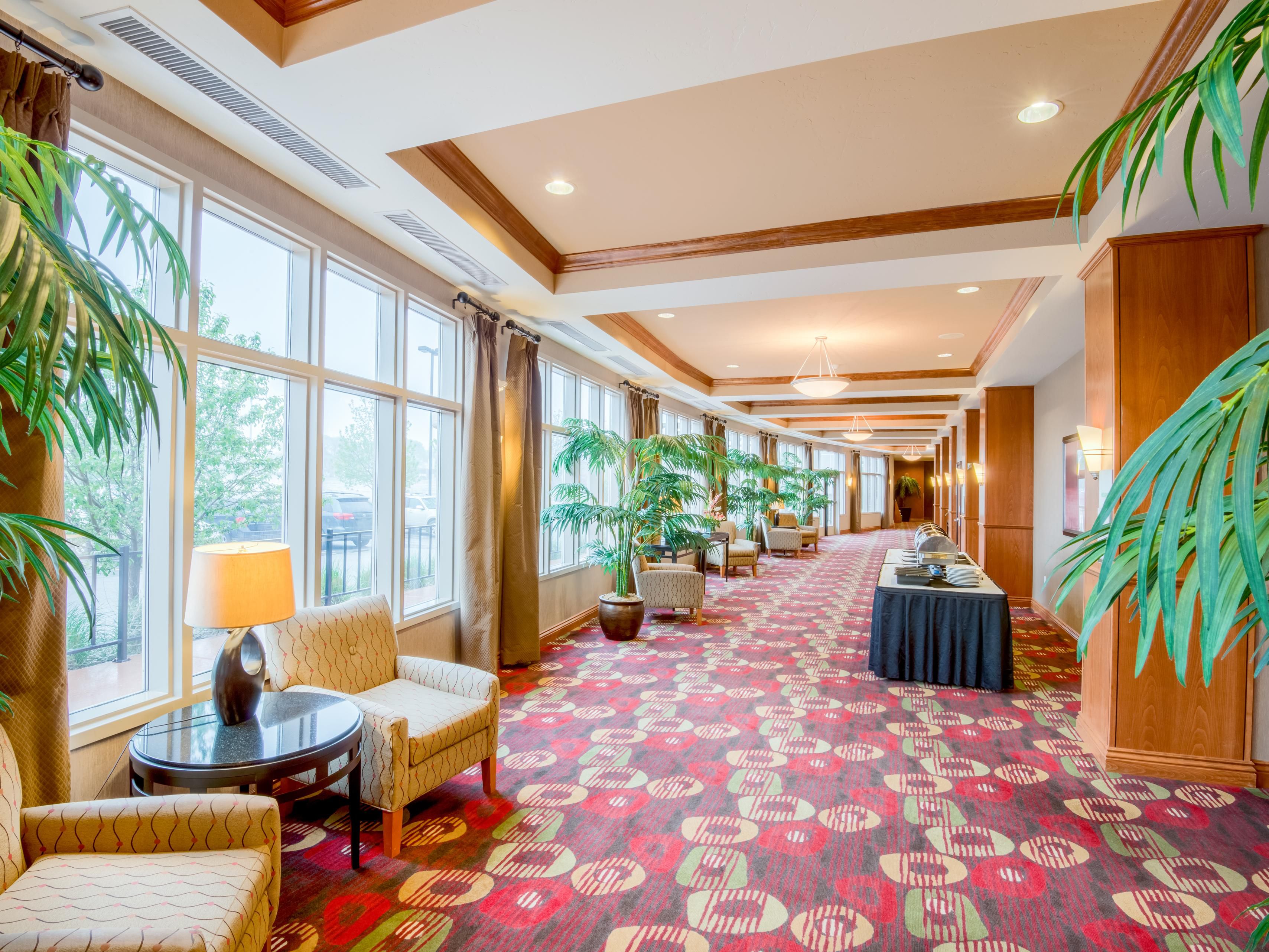 Holiday Inn & Suites GJ Airport is the small meeting specialist in Grand Junction.  Our spacious rooms are perfect for small groups up to 50 people.  We offer a great central location and easy access to the airport.  Our dedicated sales professional will work with you to plan your next successful meeting or event in Grand Junction.