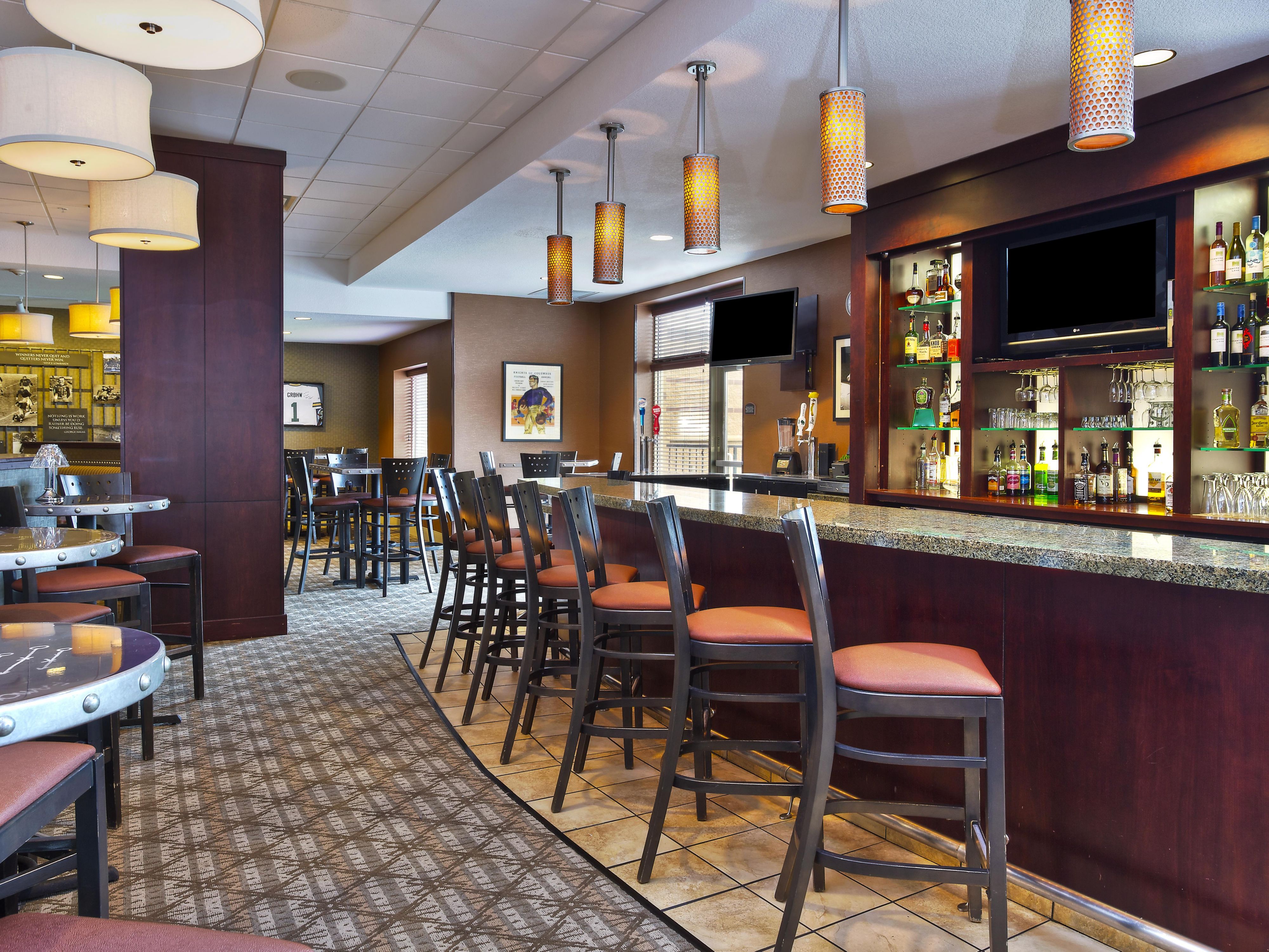 For breakfast and dinner look no further than the Golden Greats Bar and Grill, featuring daily specials and nightly cocktail hour