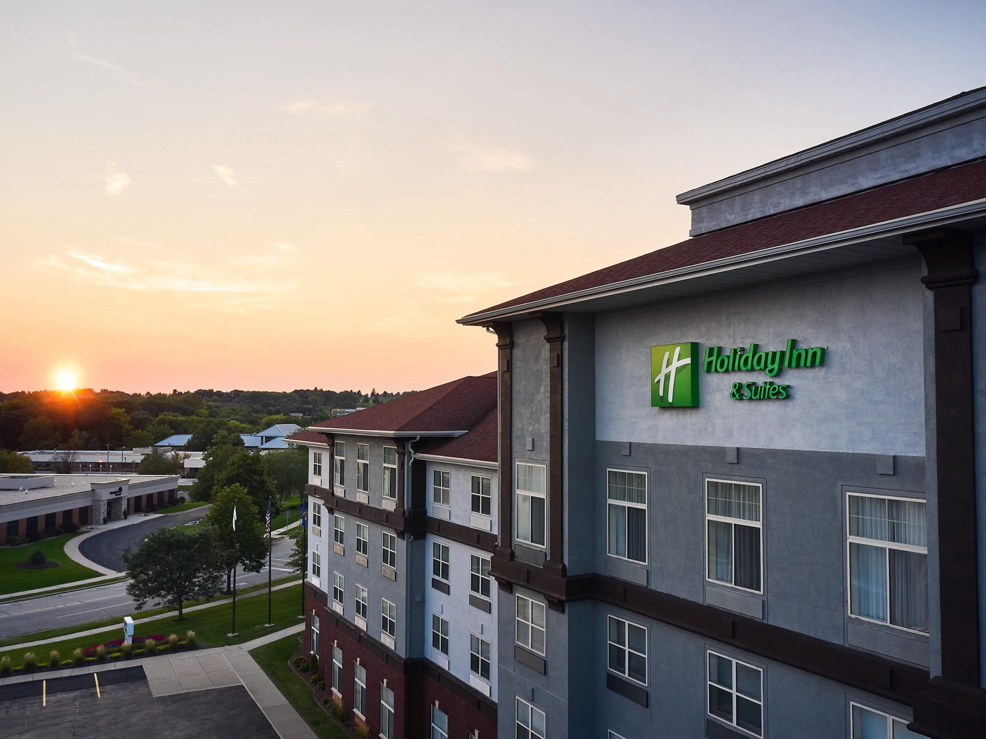 Exterior of Holiday Inn Madison West-Middleton near downtown 