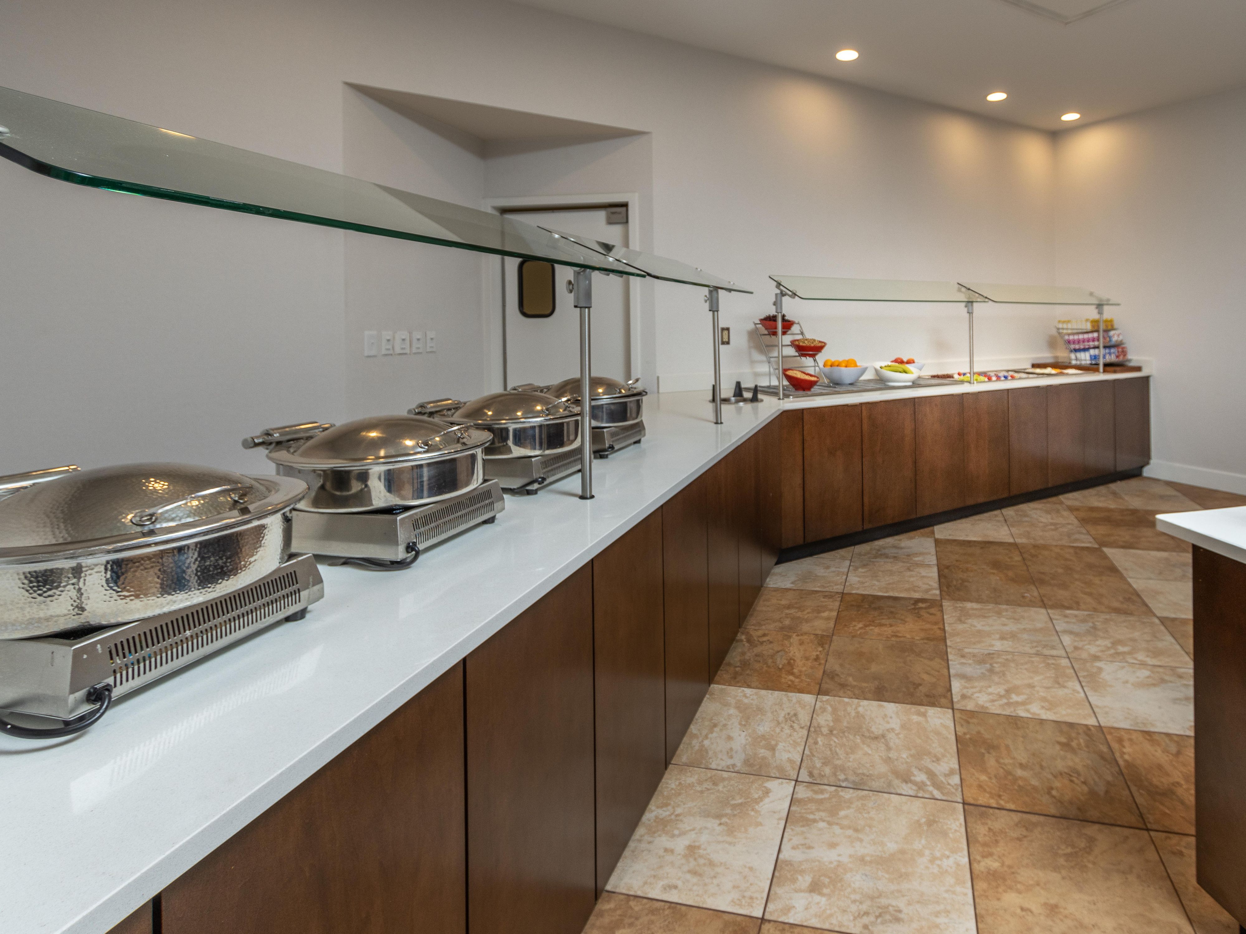 We are now offering room service for breakfast, lunch, and dinner.  Order from the luxury of your own room.