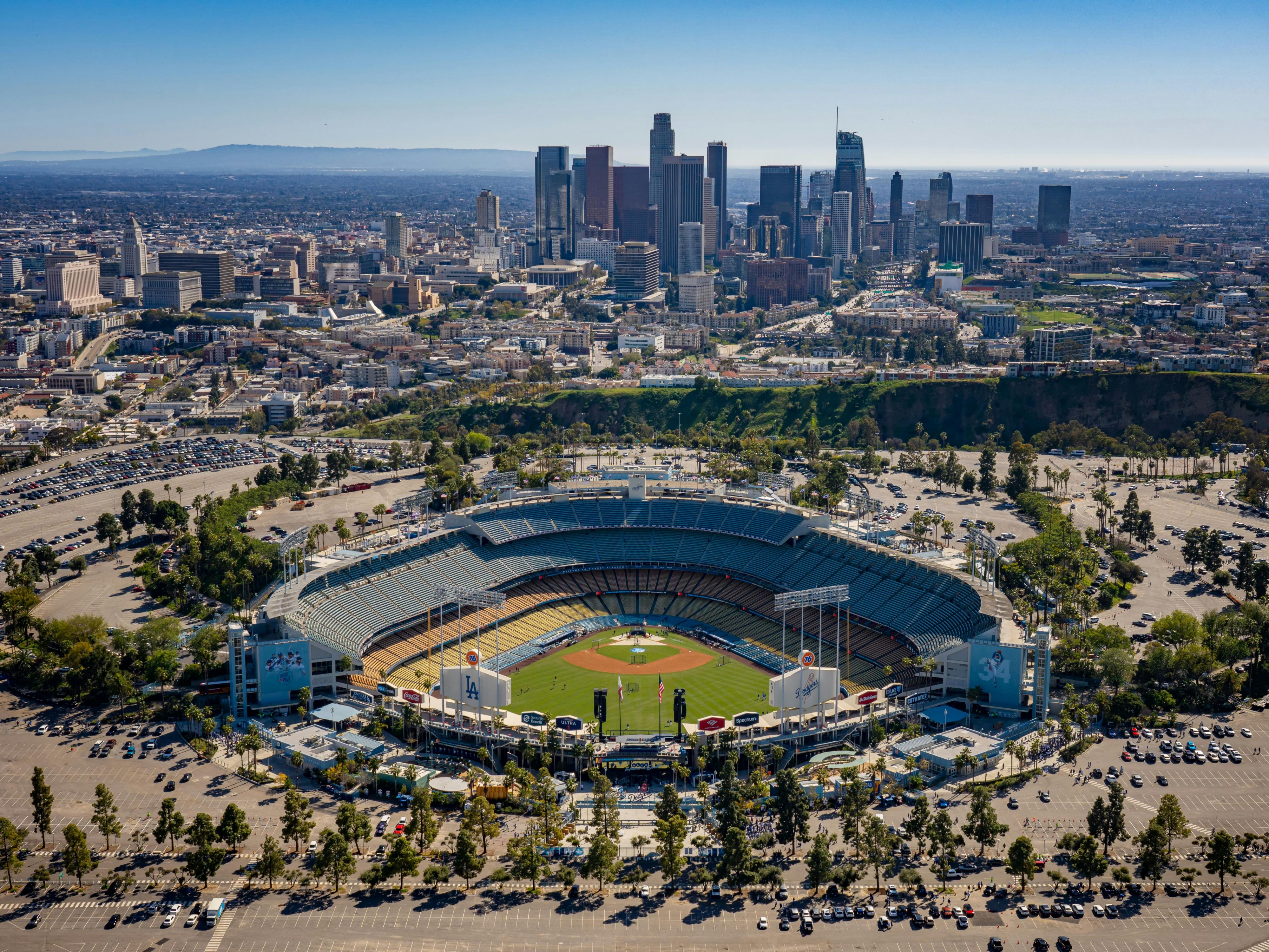 Stay close to all the fall baseball action. We are located just 6 miles from Dodger Stadium home of the Los Angeles Dodgers. Whether you’re savoring classic ballpark snacks, exploring the stadium’s rich history, or cheering on your favorite team, a visit to Dodger Stadium promises an unforgettable experience steeped in tradition and excitement.
