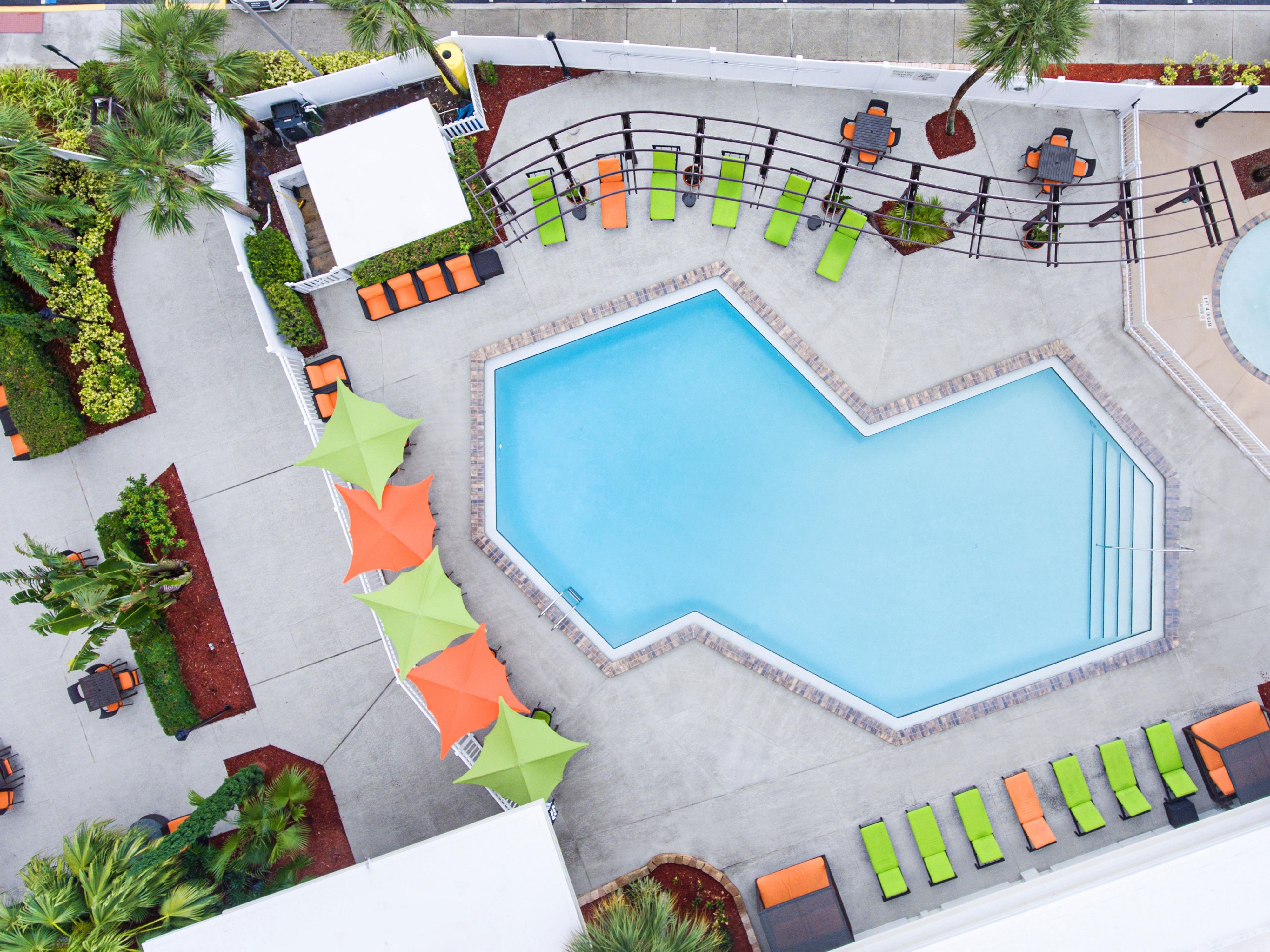 Make the most of your Orlando stay with our exceptional amenities. Take a refreshing dip in our outdoor sparkling pool or play in the splash zone. Enjoy our 24-hour Fitness Center. Take advantage of our free theme park shuttle, meeting spaces, and Kids Eat Free offer.
