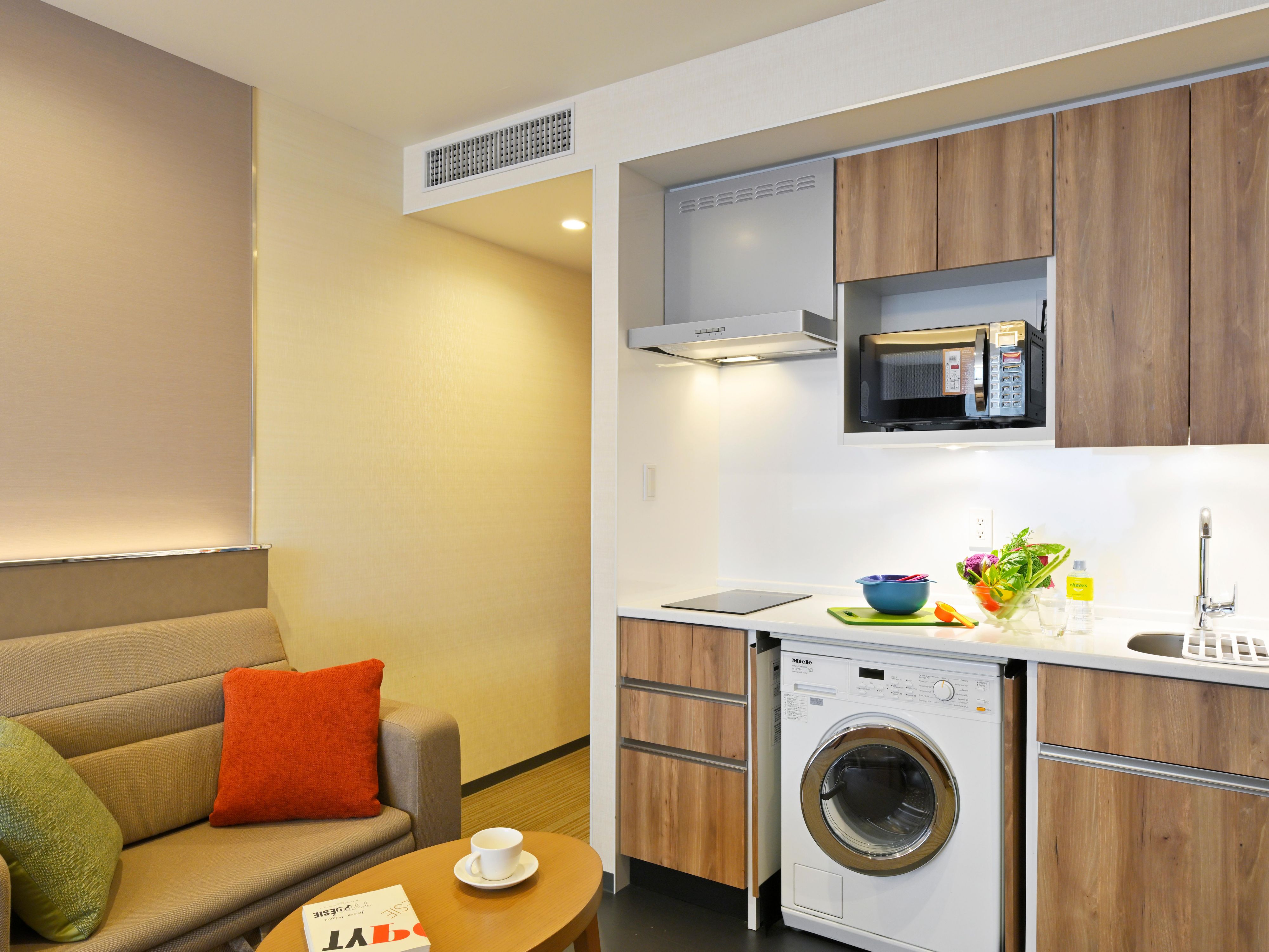 Of the 185 guest rooms, 126 are suites.
Equipped with a kitchen, washer/dryer, and separate bathroom, these residence-style rooms are spacious enough for extended stays or family trips with children.