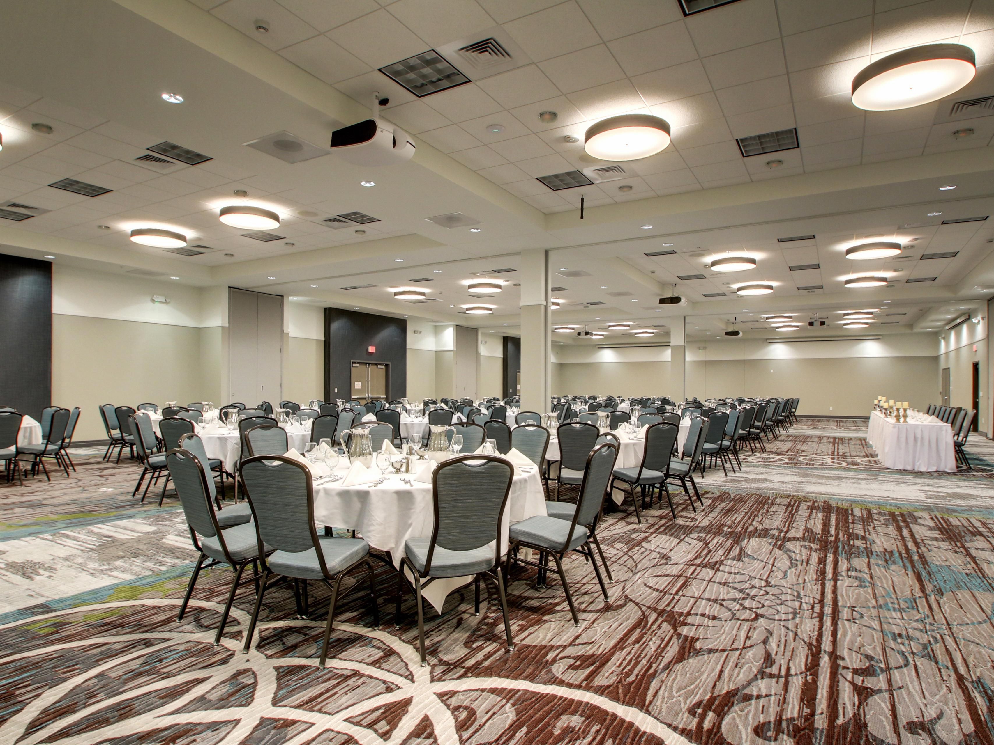 Elevate your corporate events, seminars, banquets, and more with our versatile venue. With state-of-the-art facilities and expert planning services, we provide the perfect space for your success. Host your next business gathering with confidence and style.