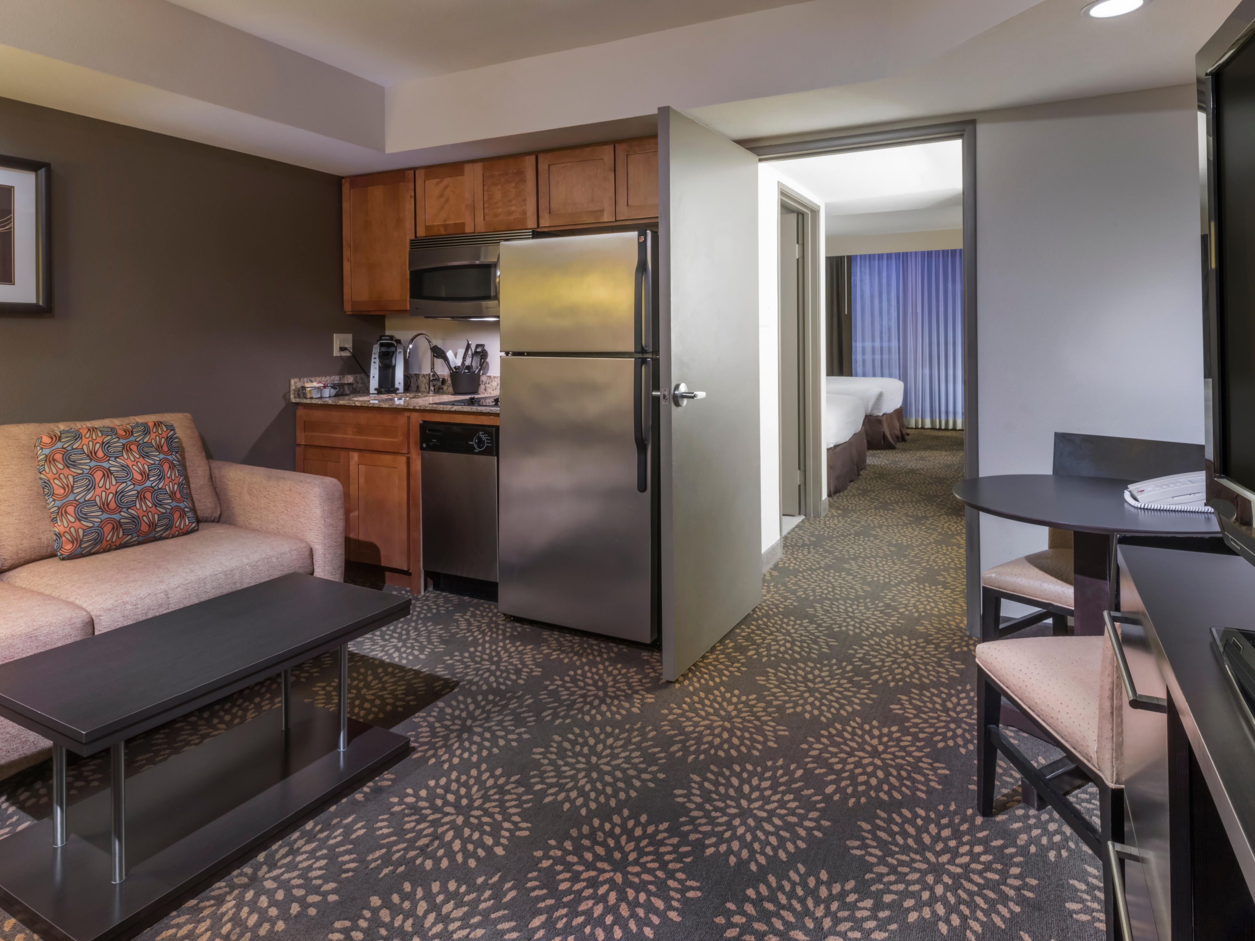 Many of our suites feature a kitchenette including a full size refrigerator and electric cooktop. Perfect as your home away from home for a long stay.