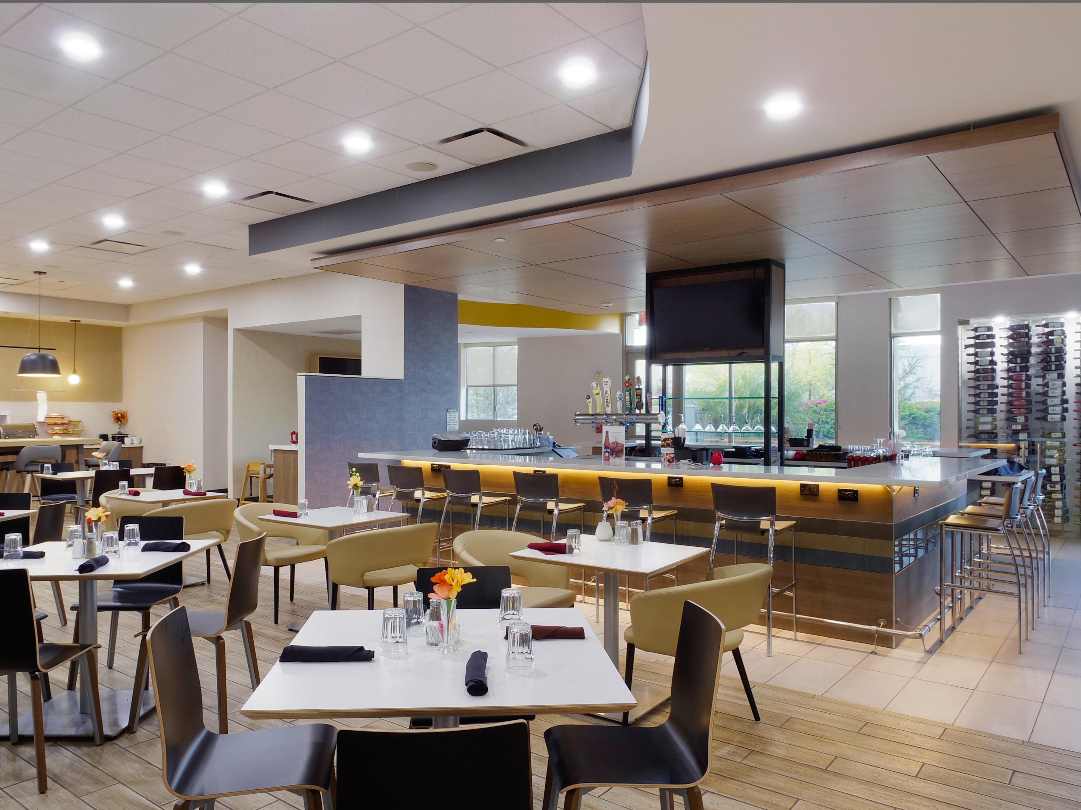 Our Soleil Bistro serves casual French and American cuisine along with Southwestern favorites. Start your day with the Best-4-Breakfast menu's Cinnamon Supreme French Toast and Skillet Inspirations, and then try our New York Steak au Poivre for dinner.