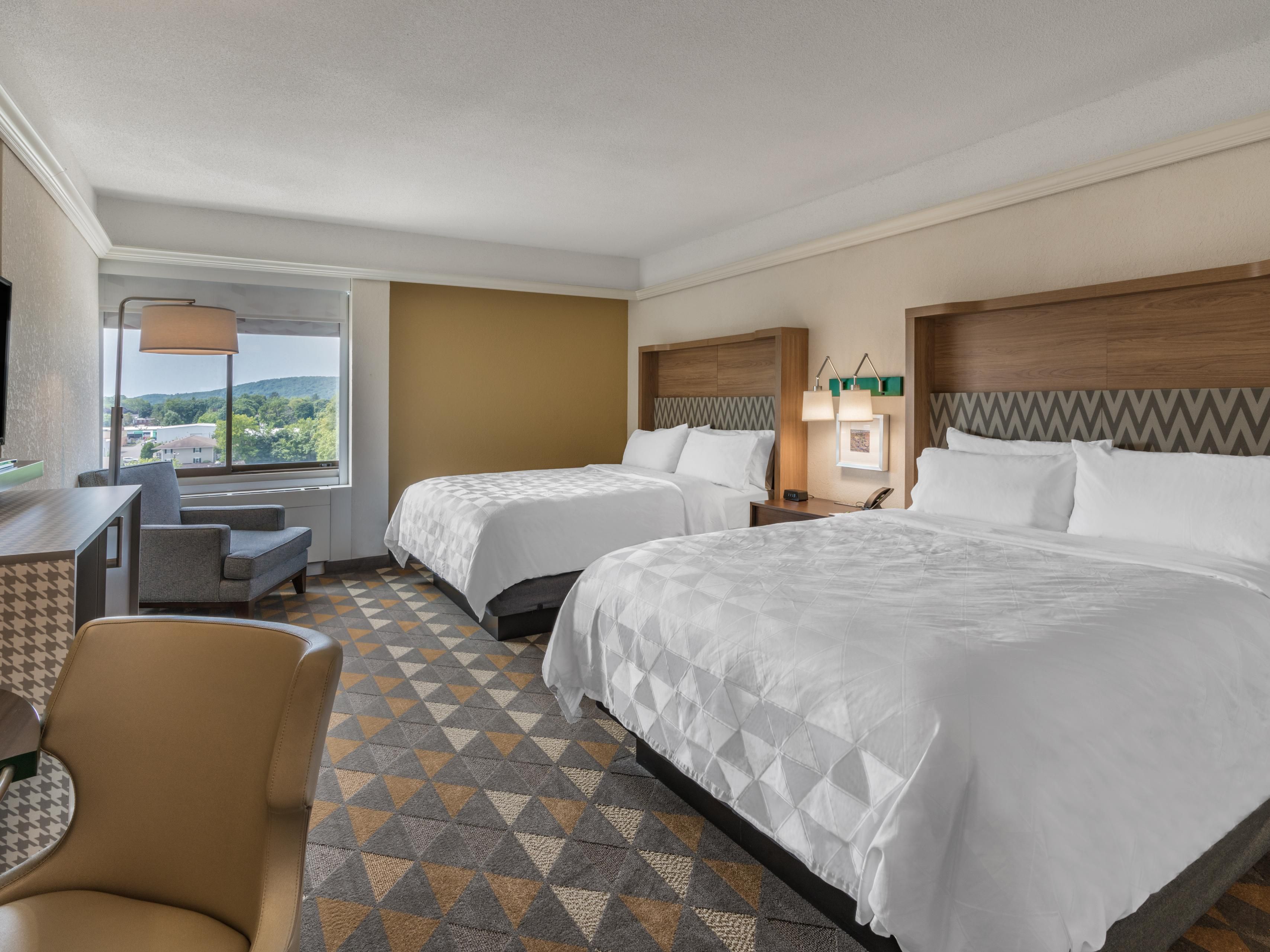 Standard guest room with 2 queen beds