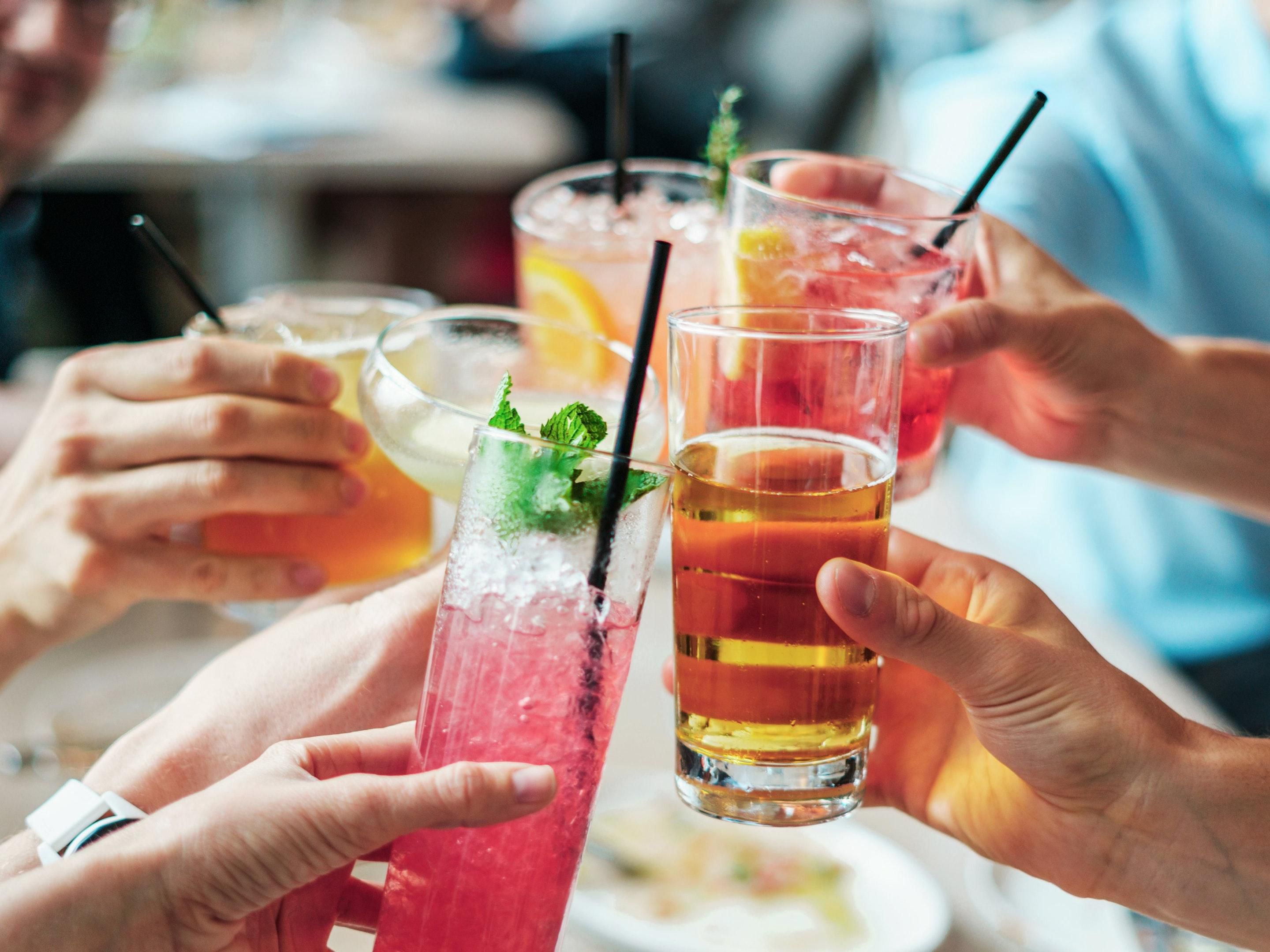 Experience a refreshing dining atmosphere at Bistro 330 in San Mateo, where we serve daily breakfast. Relax and enjoy a drink while you wind down after a long day on select days.