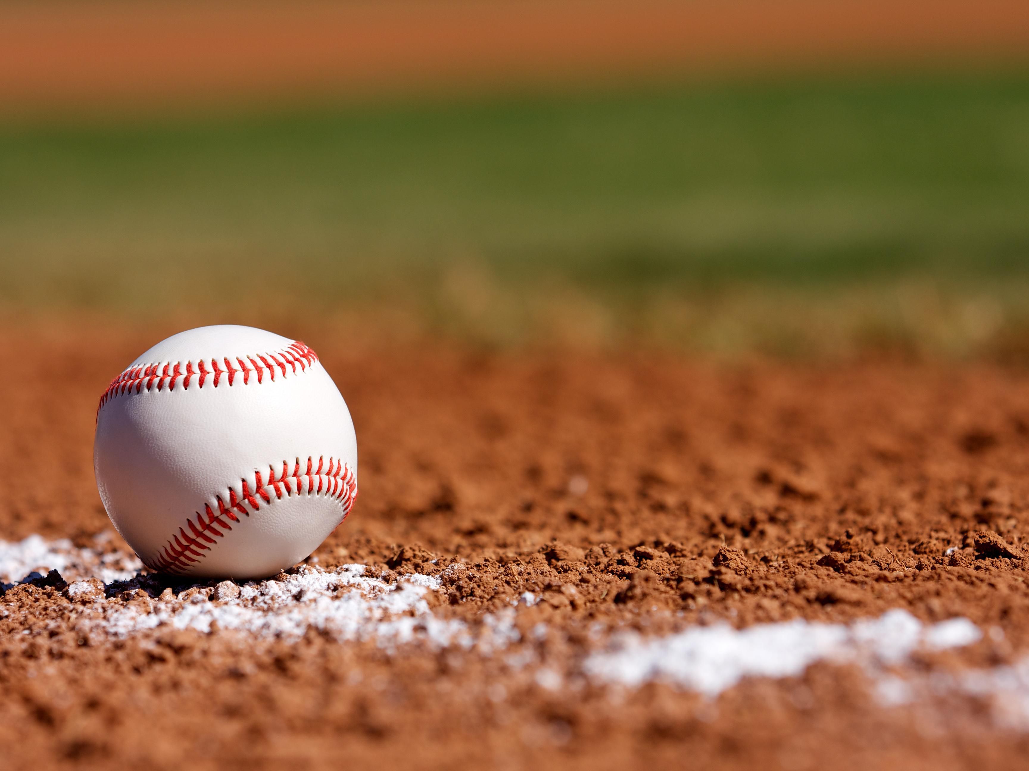 Cheer on the Detroit Tigers at the Holiday Inn & Suites Detroit Troy, just minutes from Comerica Park! Enjoy stylish rooms with free Wi-Fi, a 24-hour fitness center, and an on-site restaurant featuring local favorites and game-day specials. Book your stay today for the ultimate Tigers experience!