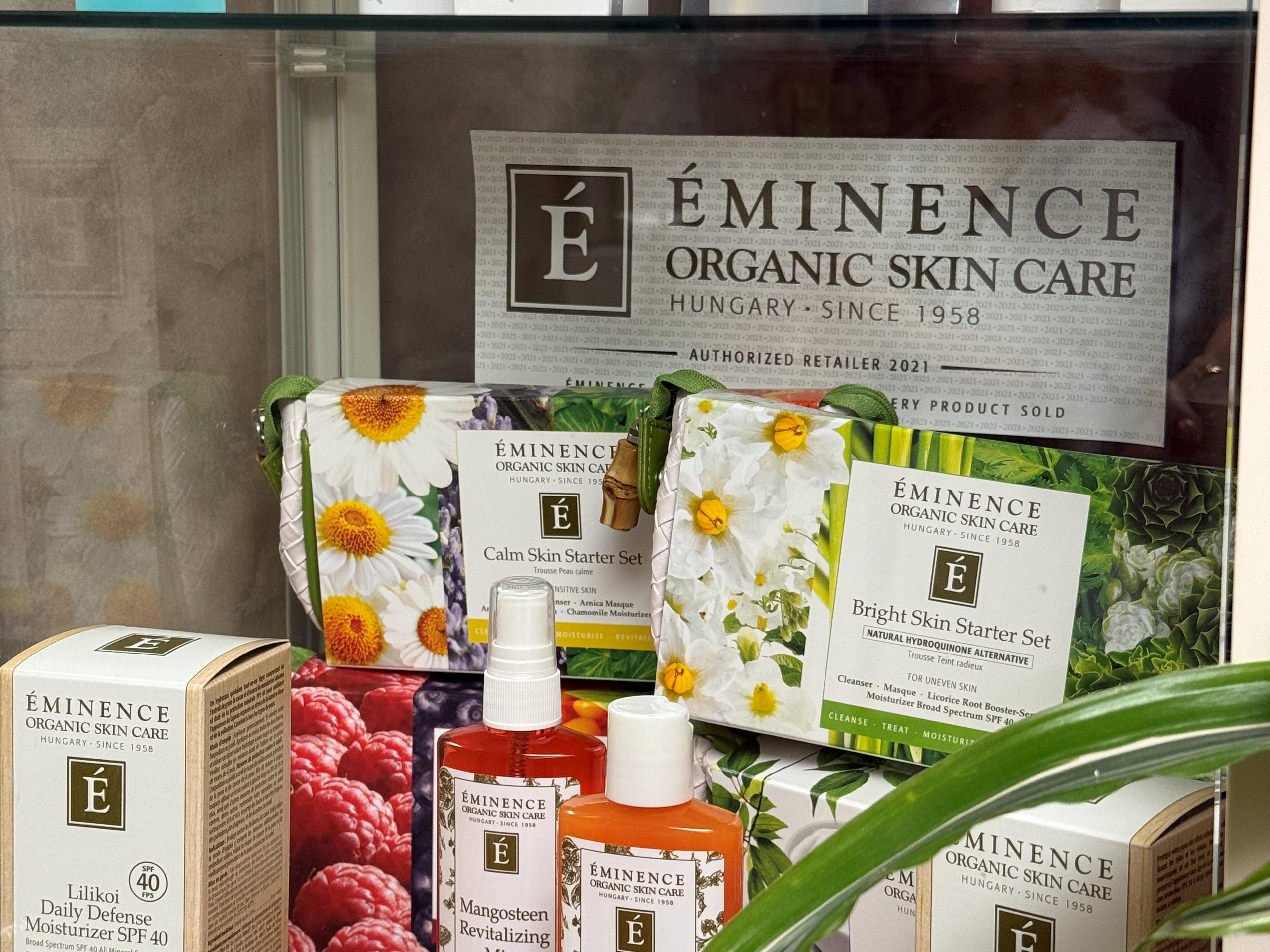 Elevate your stay at Altum Spa & Wellness, our on-site oasis on the 5th floor. Recharge with a hot stone massage, organic facial, or hydrating body wrap using premium eco-friendly products. Whether you need a quick refresh or a full day of pampering, we offer the perfect downtown escape to relax, rejuvenate, and revitalize.