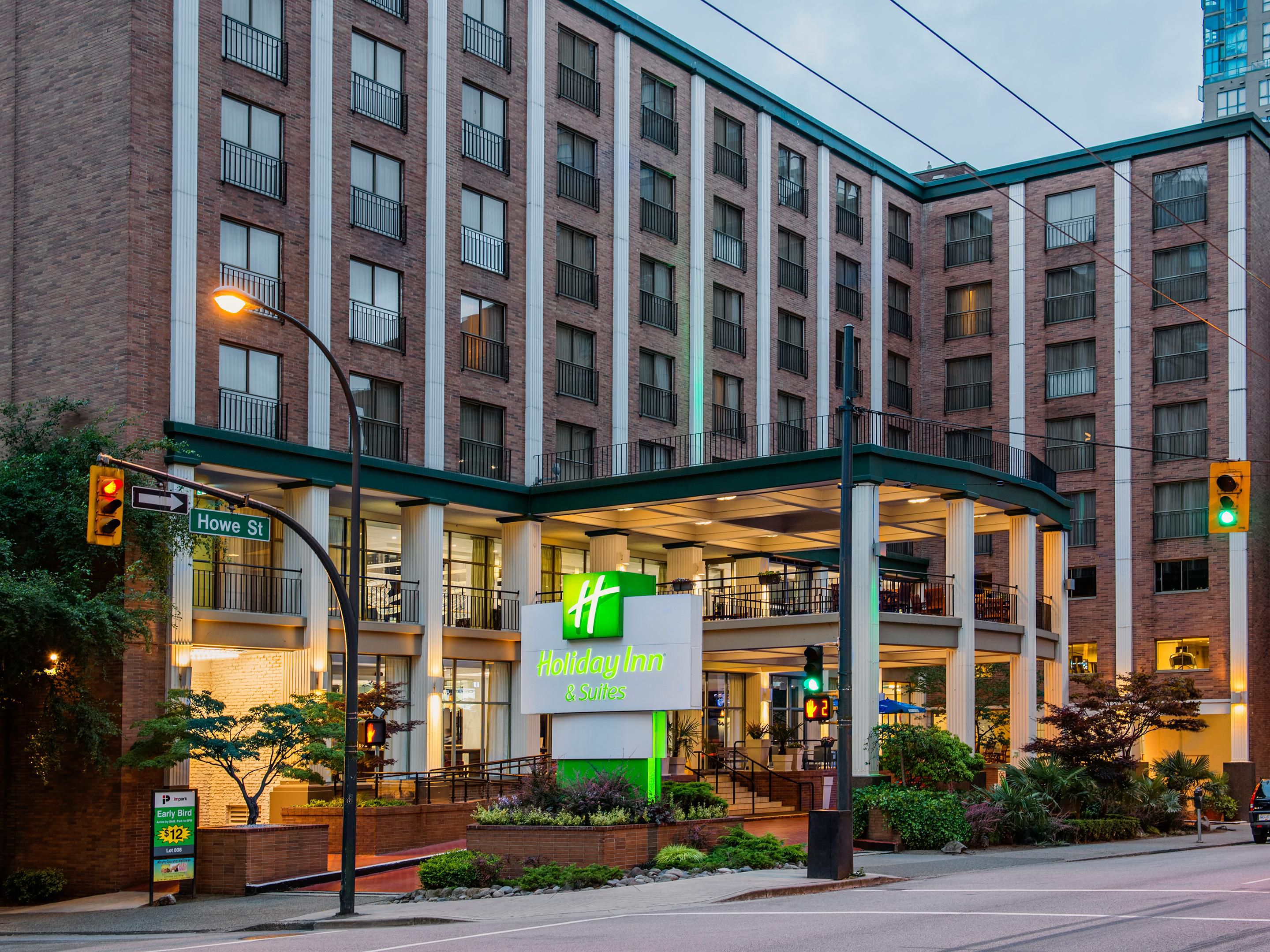 Our downtown Vancouver hotel is perfectly located to attractions