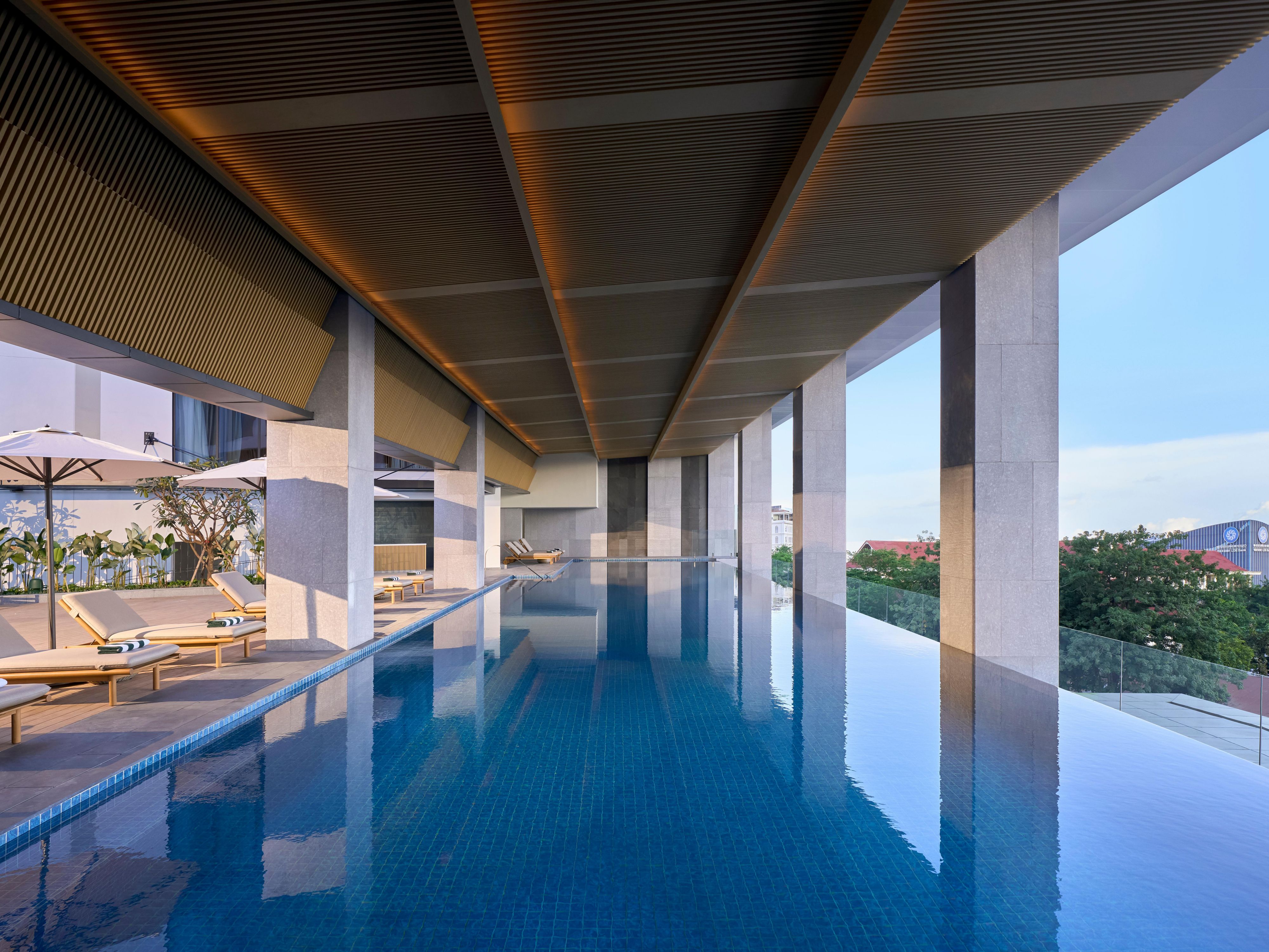 From sunrise workouts to sunset swims, every moment at our hotel inspires you to unwind and refresh. Stay active in our Fitness Centre or relax by our Vientiane hotel pool, where light bites and special cocktails complete the experience. A perfect blend of leisure and comfort awaits you in the heart of the capital.