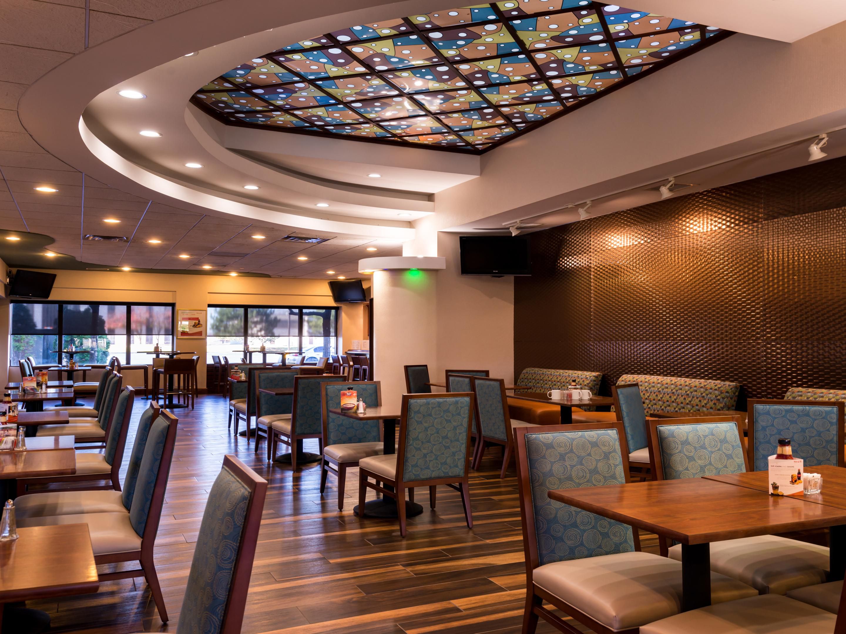 Whether you want to take your clients out for a drink or unwind after a long day of work, Picasso's Restaurant in Warren is the perfect choice.  Enjoy one of our chef's exquisite appetizers, entrée and your favorite cocktail. Picasso's is available for breakfast and dinner options. Don't forget to include breakfast when booking your reservation.