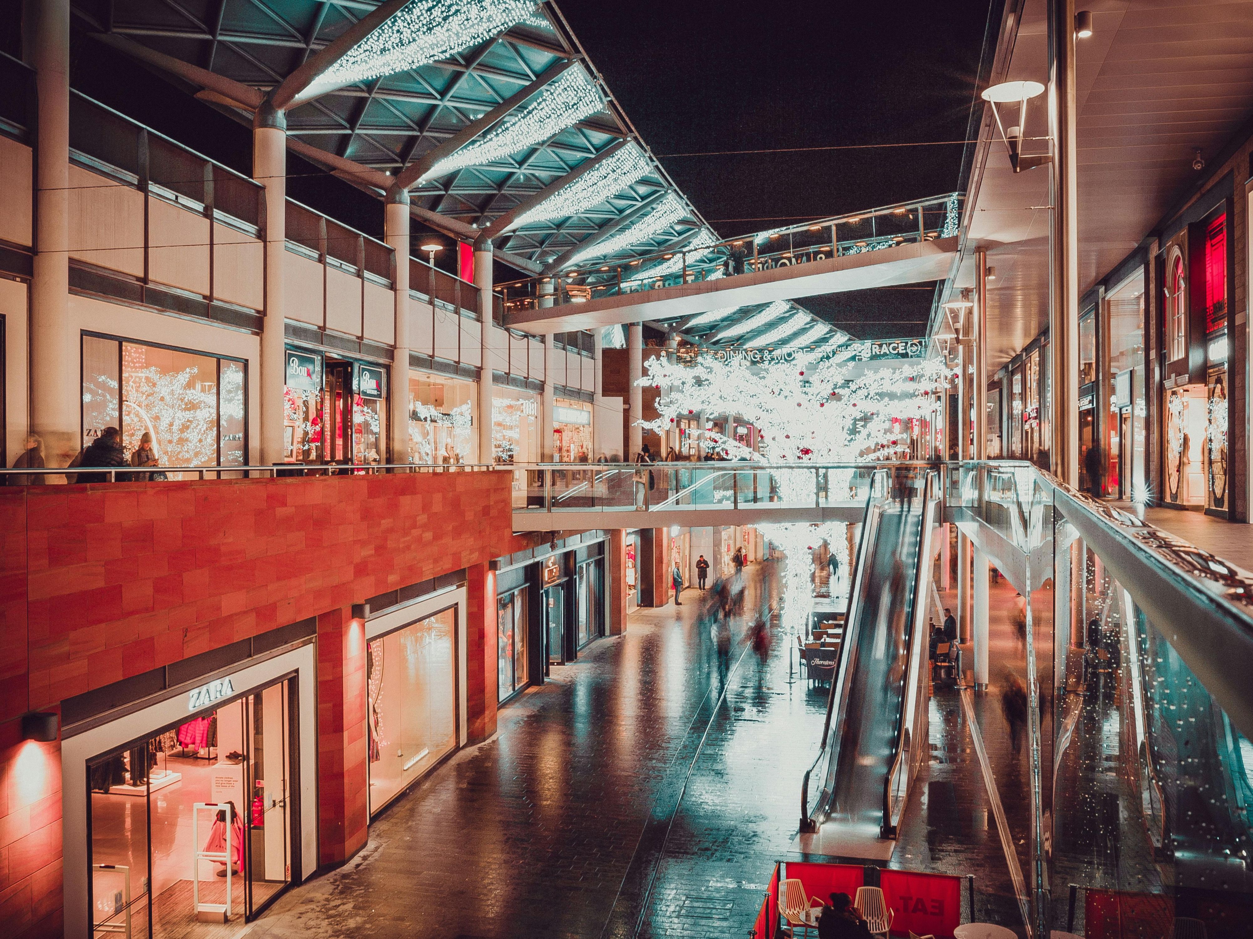 Alberta's number one tourist attraction. The world's largest shopping center has over 800 stores and the world's largest, indoor amusement park.