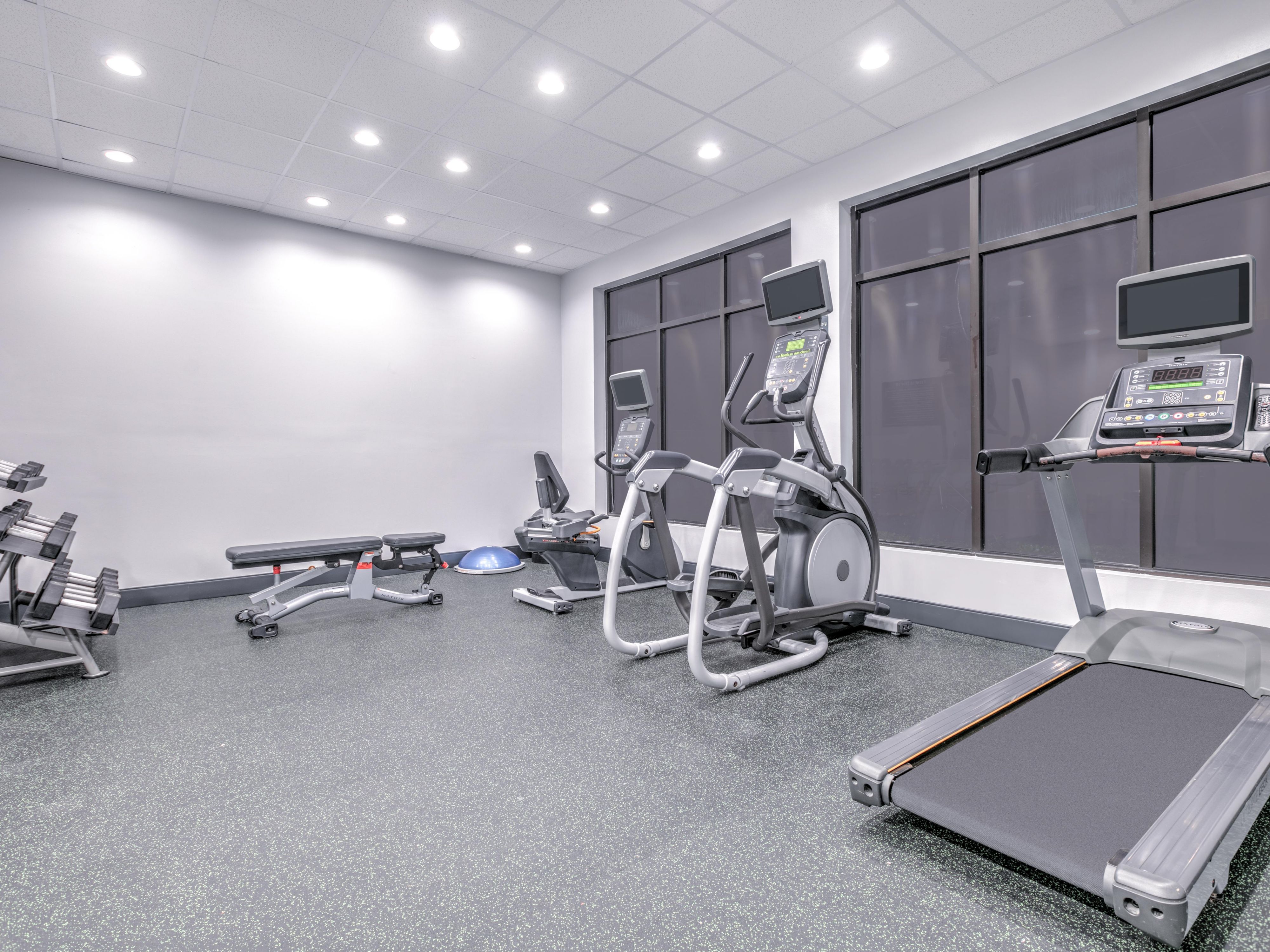 Keep up with your program and enjoy your workout in the air-conditioned fitness center open to guests 24/7. Filtered water and towels provided.
