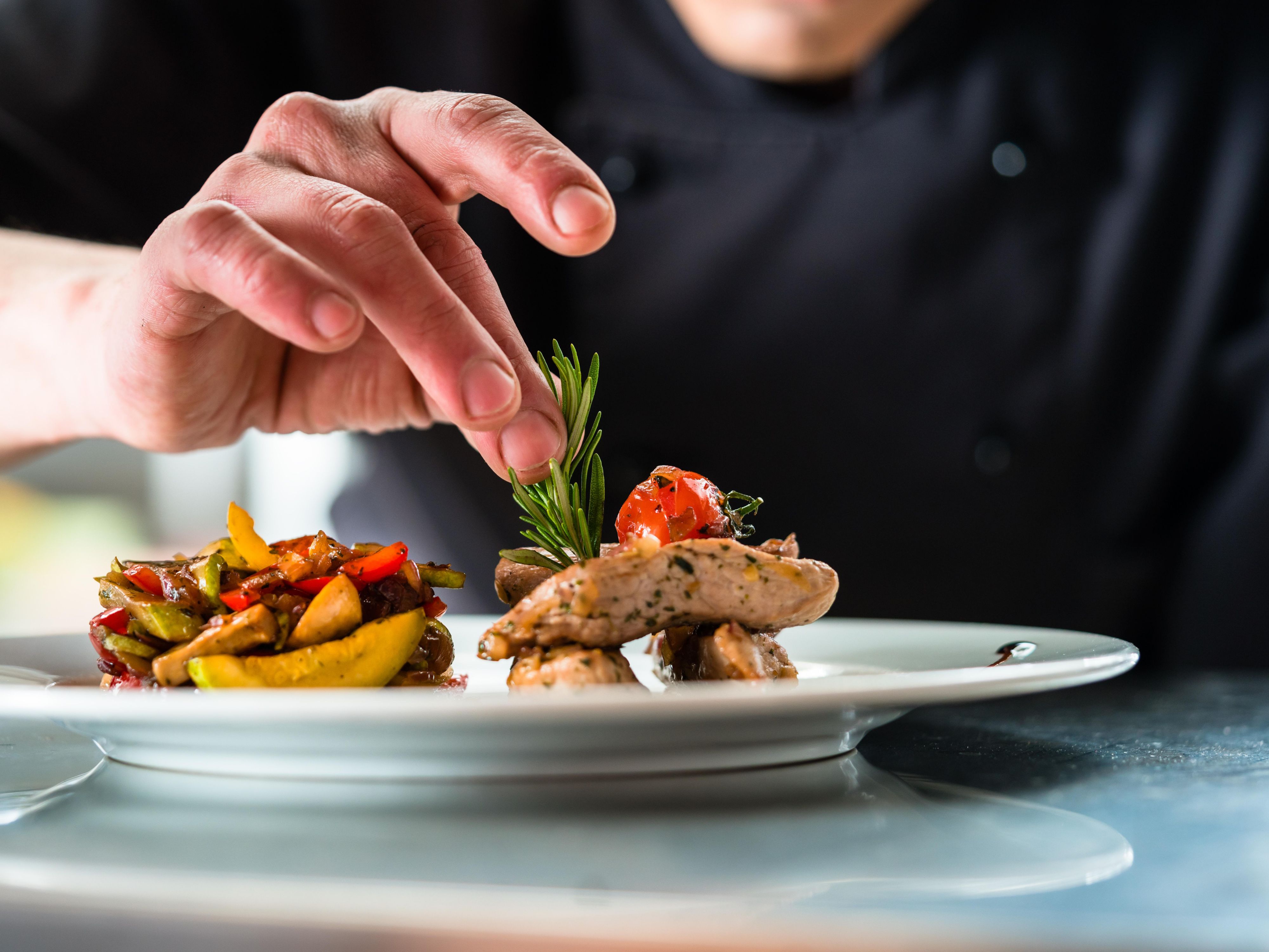 Enjoy easy access to premier shopping, dining, and nightlife just a short drive from our hotel. Explore Columbia Mall & Town Center, Arundel Mills Mall & Casino, Downtown Baltimore’s Horseshoe Casino, Camden Yards, Baltimore Ravens Field, and Downtown Annapolis. Discover everything the area has to offer!