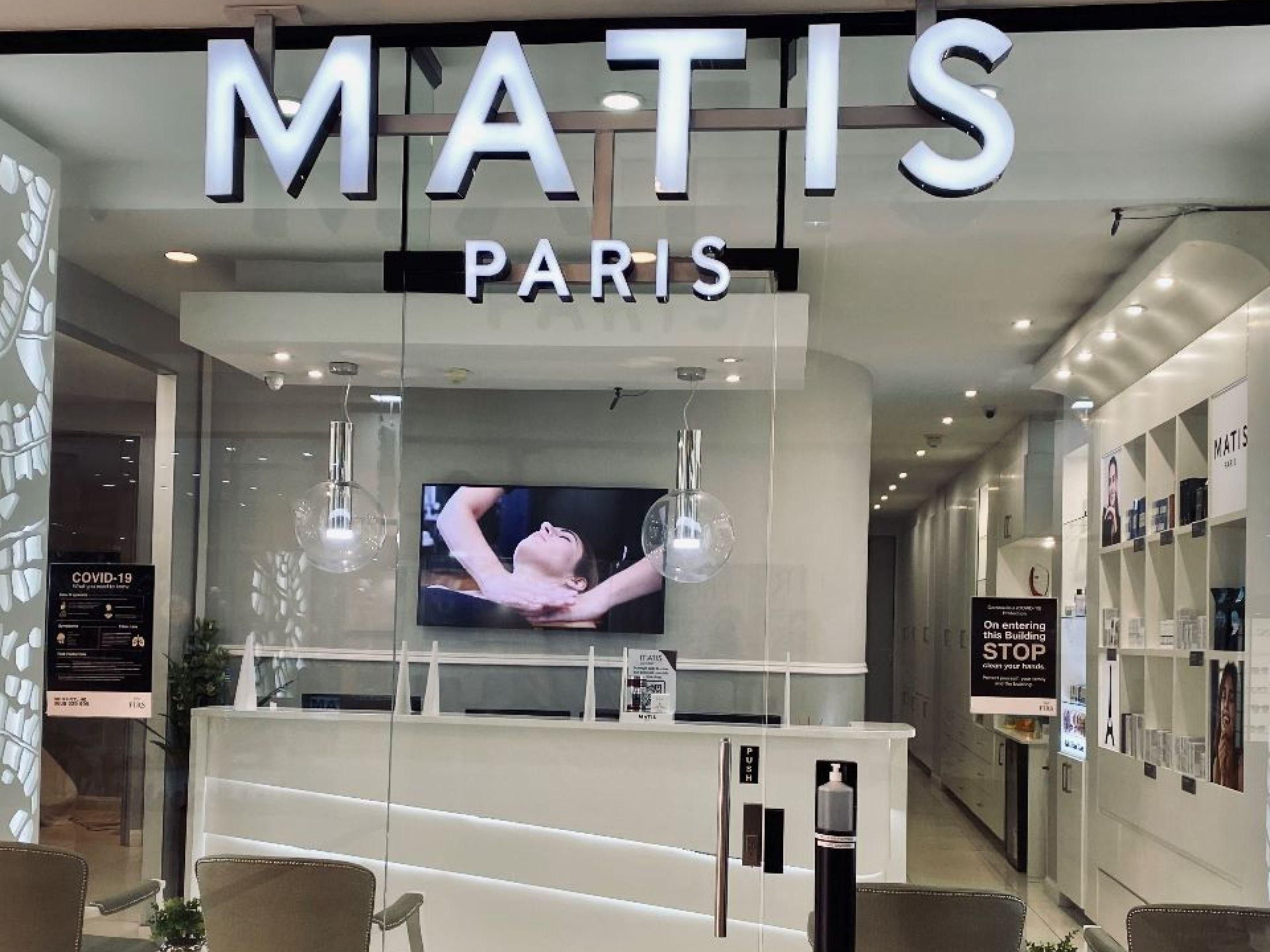 Book with us and enjoy a 10% discount on your next spa day at Matis Health and Skincare Clinic. Perfect for guests looking to relax and rejuvenate during their stay. Enjoy a variety of treatments and pampering sessions. 