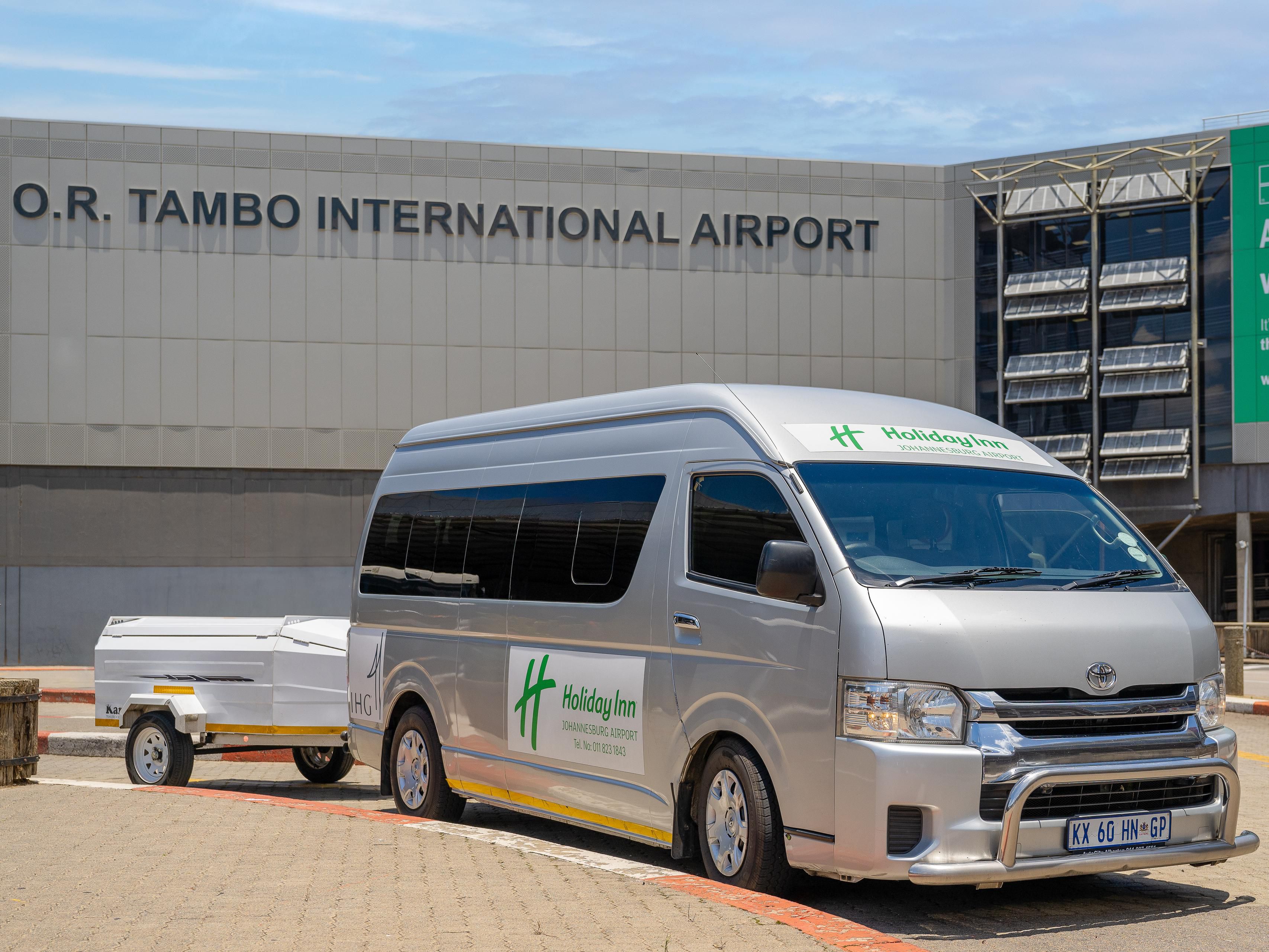 Located just 7.5 kilometers from Johannesburg Airport, the Holiday Inn Johannesburg Airport Hotel offers seamless travel with shuttle bus services to and from the airport. With attentive service and luxurious accommodation, your stay promises sophistication and comfort from arrival to departure.