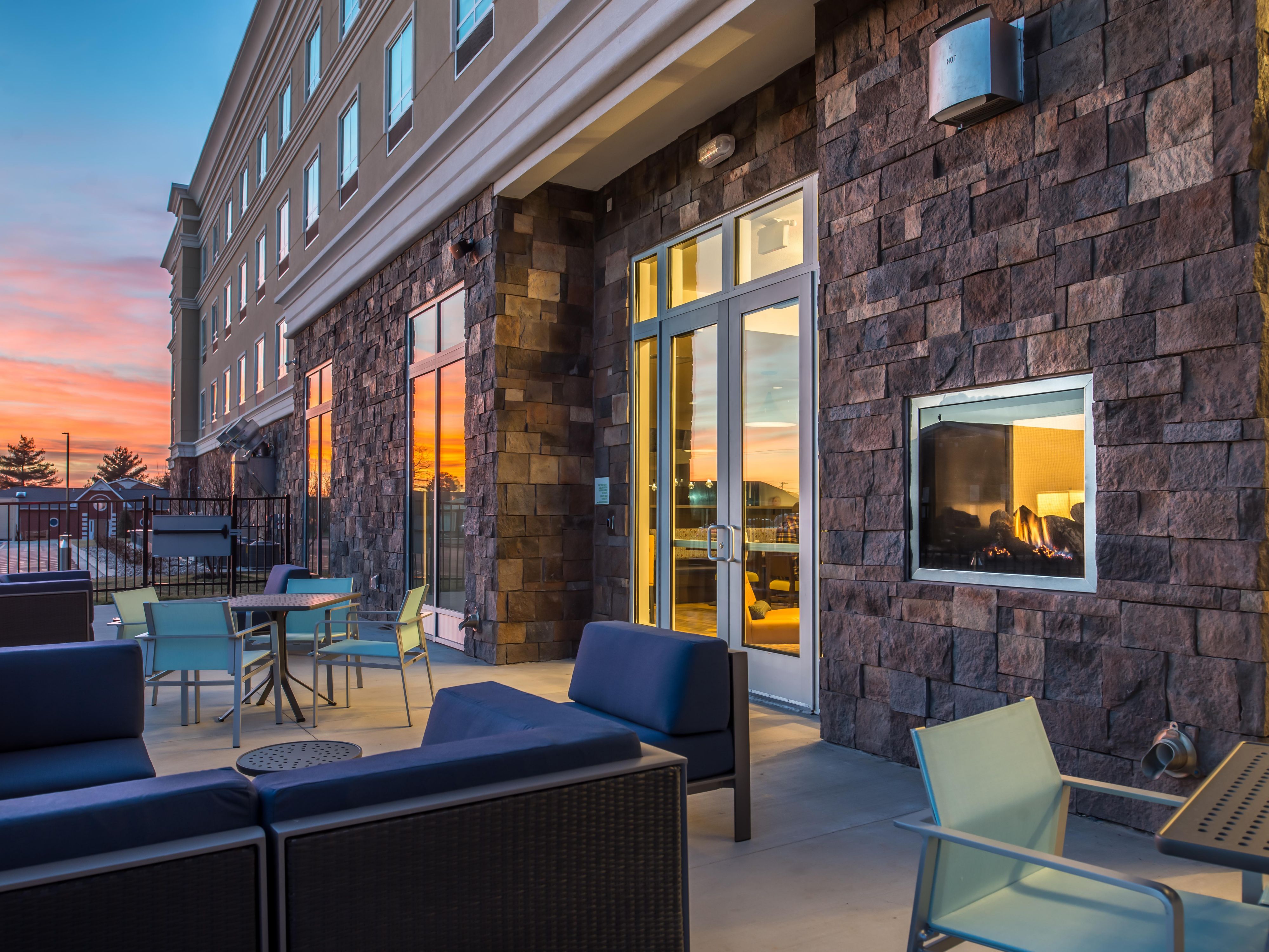 Kick back and relax with friends and family in our outdoor lounge area with a double sided fireplace for cozy winter nights.