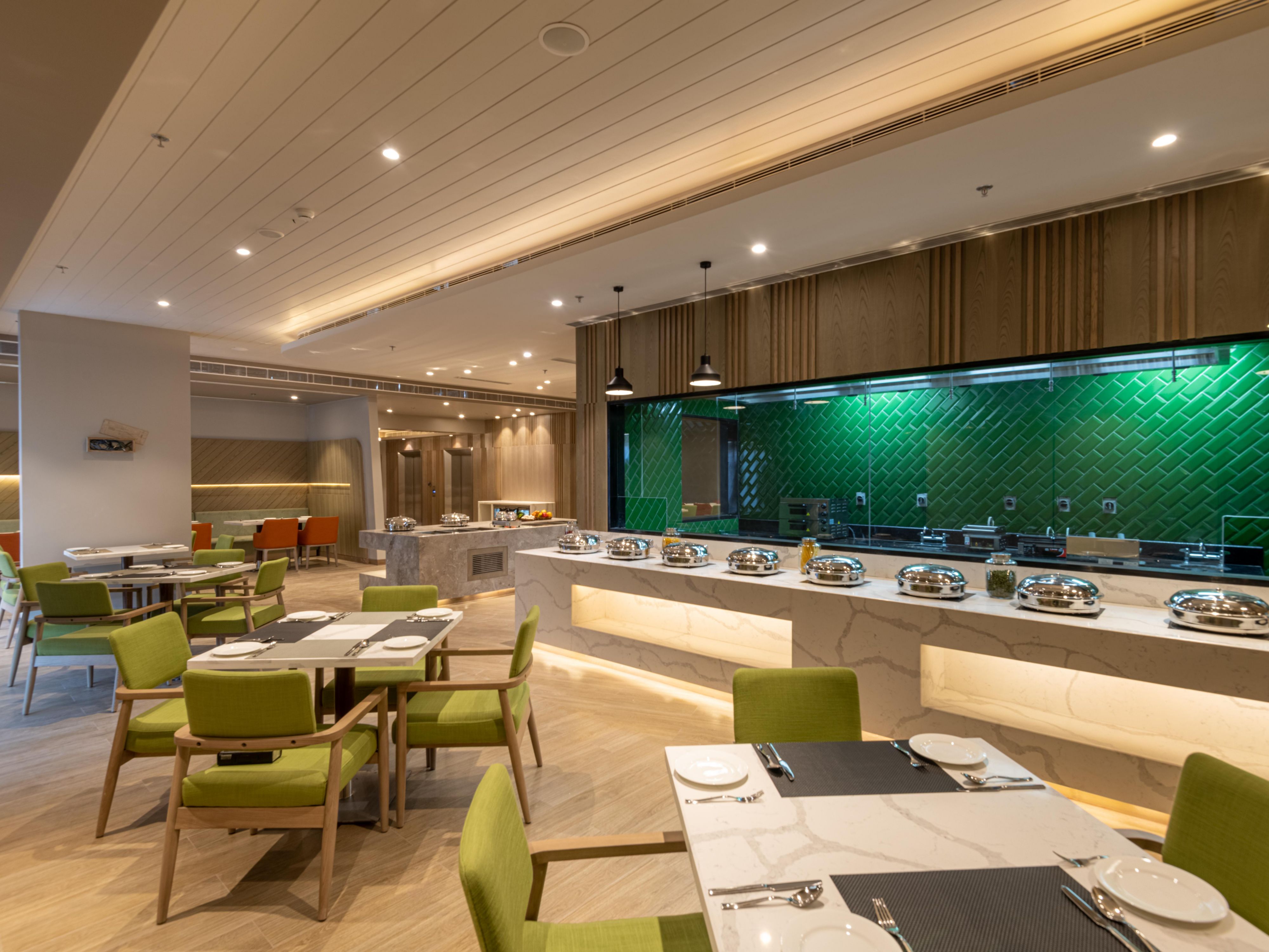 Viva All-day dining. A vibrant and lively place, this all day-dining restaurant offers exquisite delicacies from around the world. The culinary offerings are complimented by the warm and attentive service of our staff. The restaurant offers breakfast, lunch and dinner buffet apart from the elaborate a la carte menu.