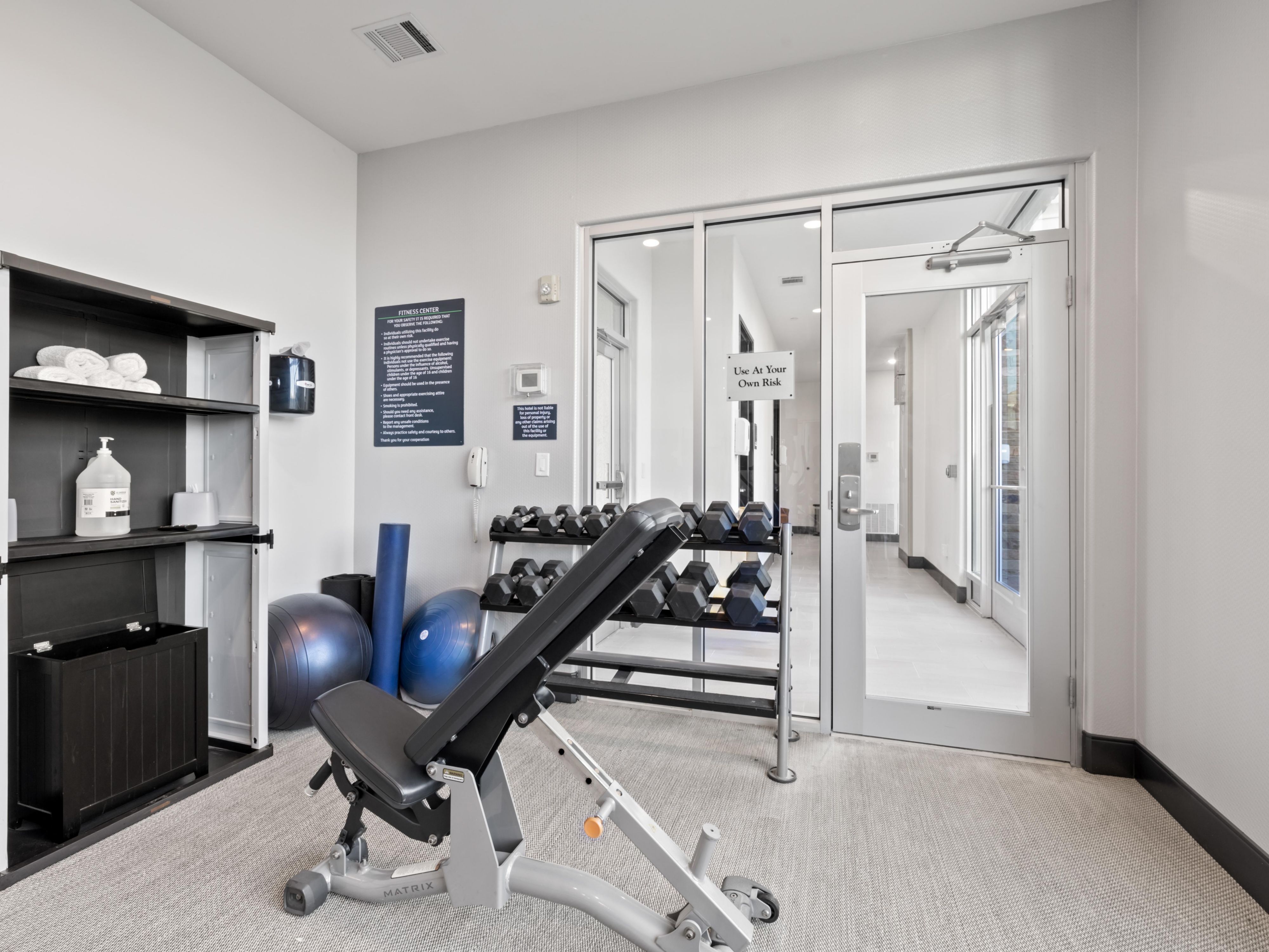 Enjoy thoughtful amenities at our full-service hotel. Savor casual dining at our restaurant, Harv’s Sports Bar and Grill, where kids under 12 eat free. Take a dip in our outdoor pool, soak in the hot tub, and stay active in our 24-hour Fitness Center. Connect with free Wi-Fi and take advantage of free parking. Your perfect stay starts awaits!