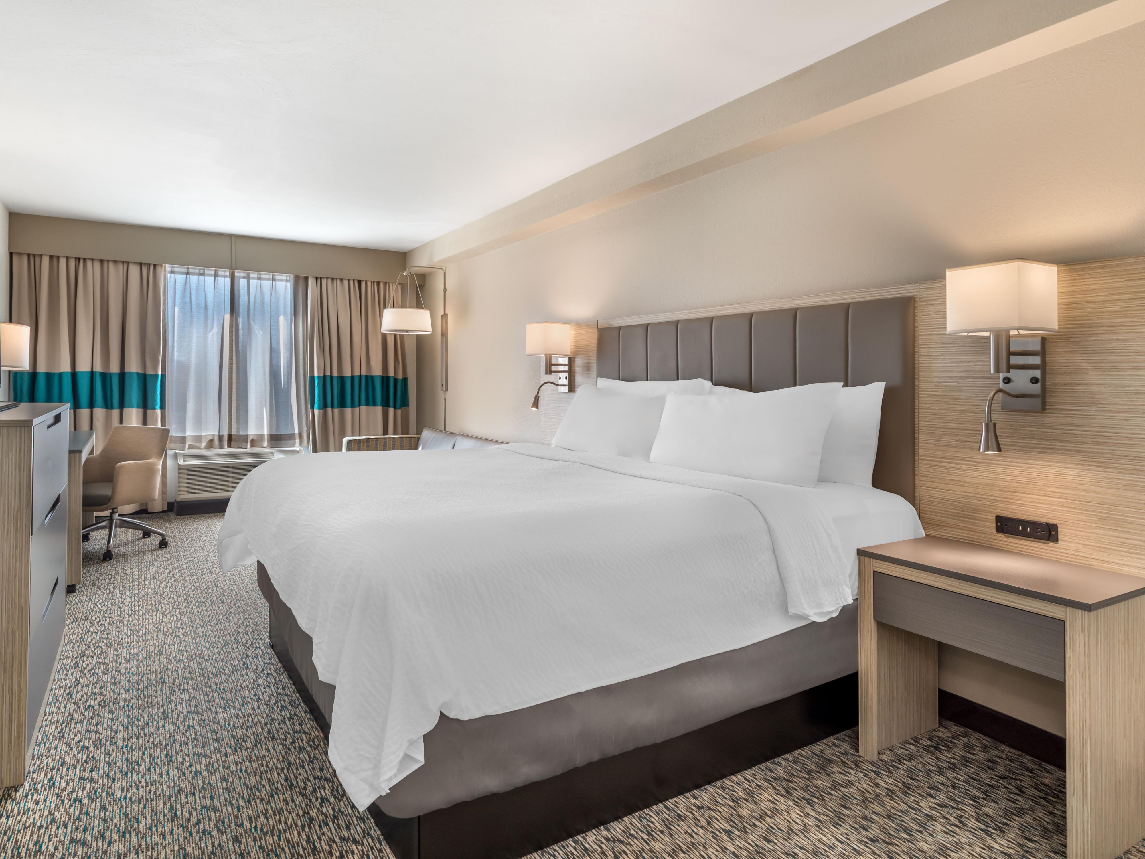 Comfortable King Room with Sofa Bed