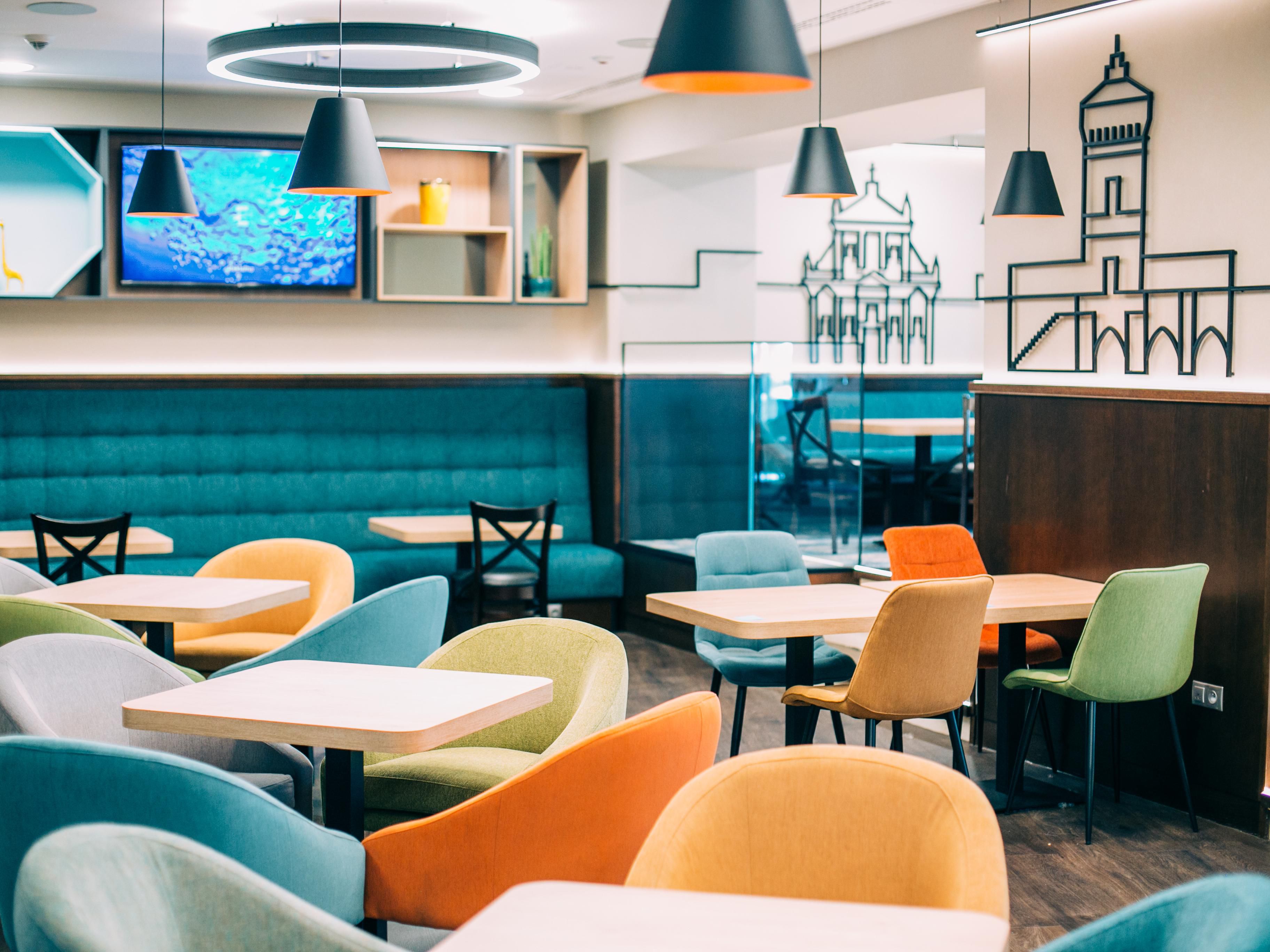 Enjoy a lively atmosphere in the new Reflections Bar and Restaurant with a wide assortment of drinks, coffees and delicious dishes.