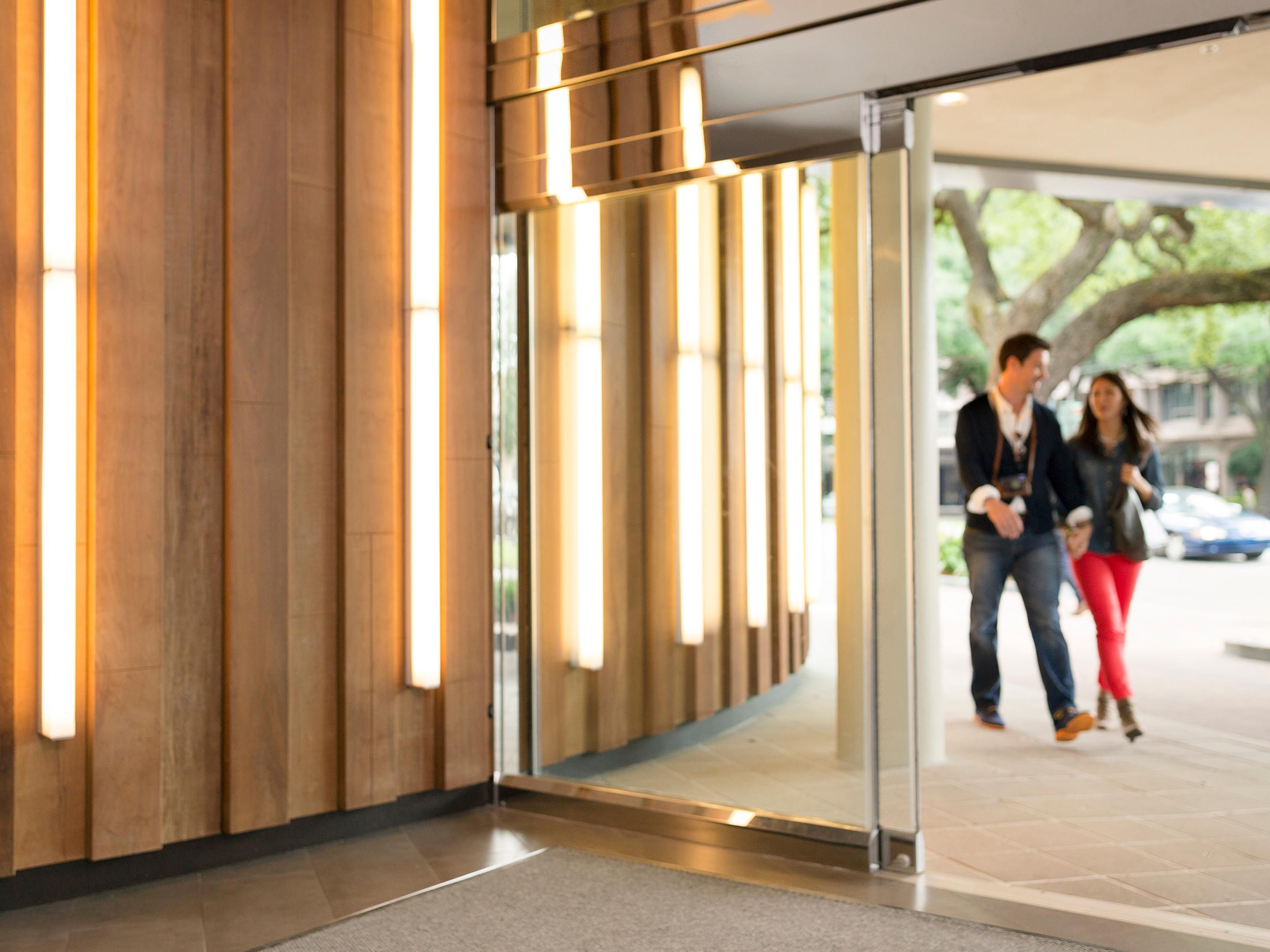 Stay and discover all the places and shoe stores that characterize the city of León.