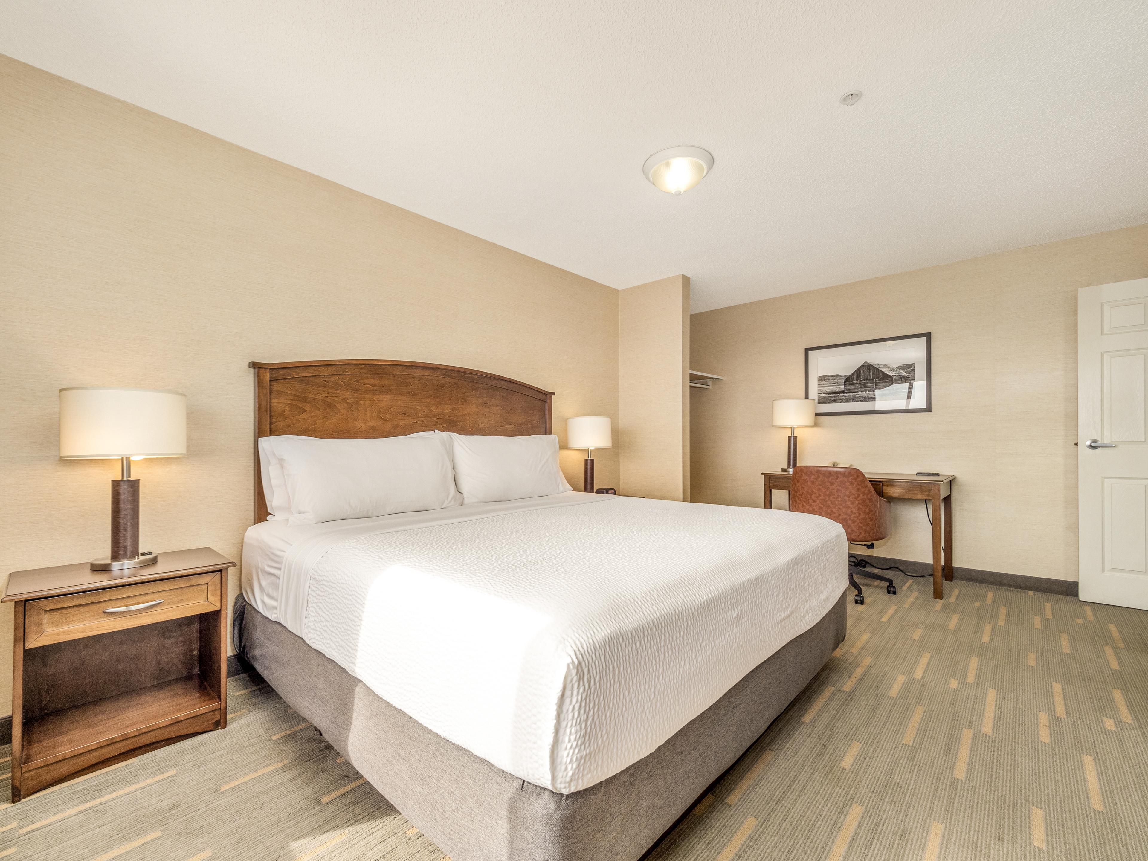 King Bed room Feature 