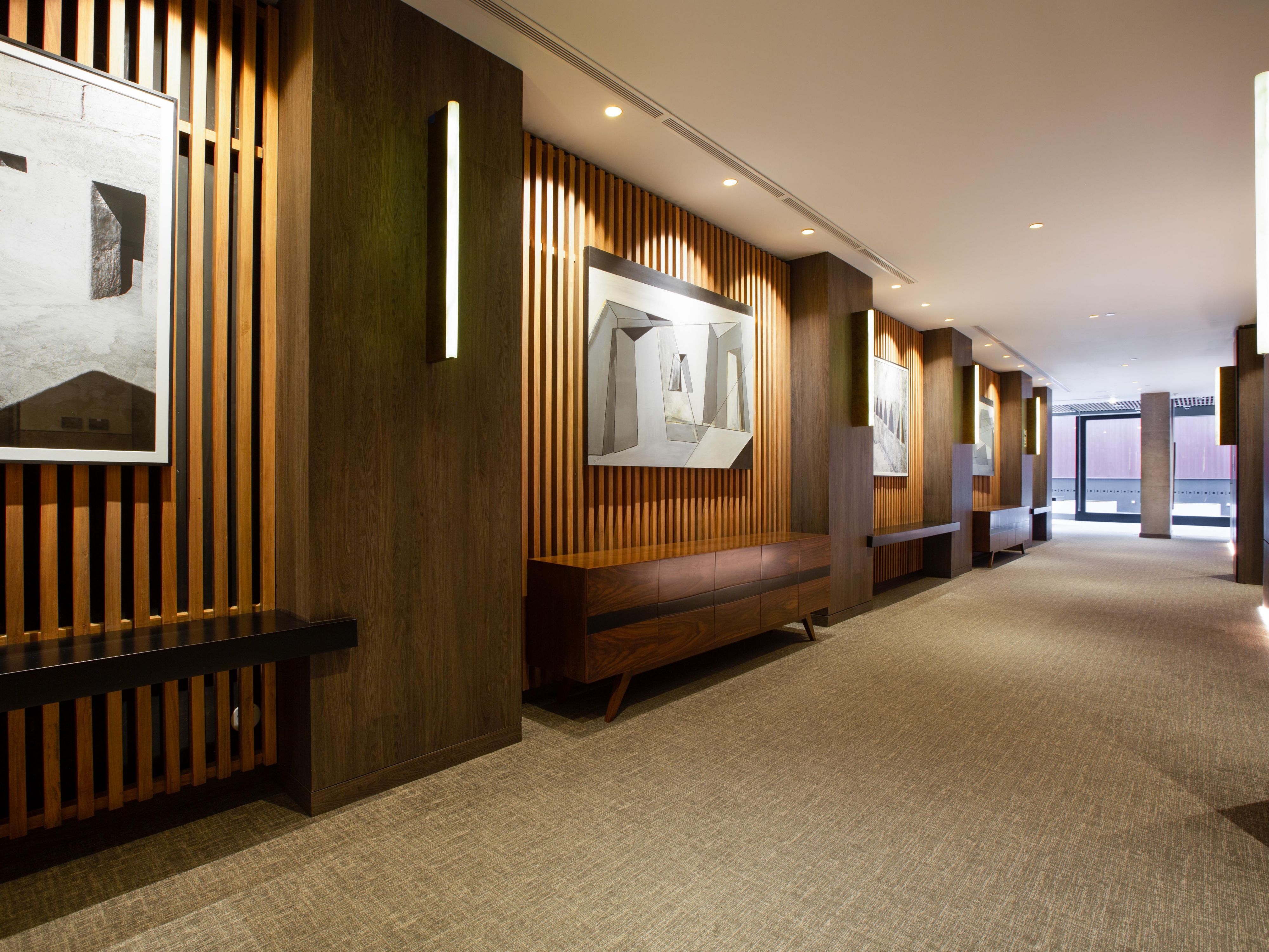 Host unforgettable gatherings in our spacious ballroom located on the second floor. Filled with natural light, direct access from the lobby, and equipped with state-of-the-art technology, it’s the perfect setting for executive meetings, conferences, or social celebrations. The space can be divided into three separate rooms to suit your event.