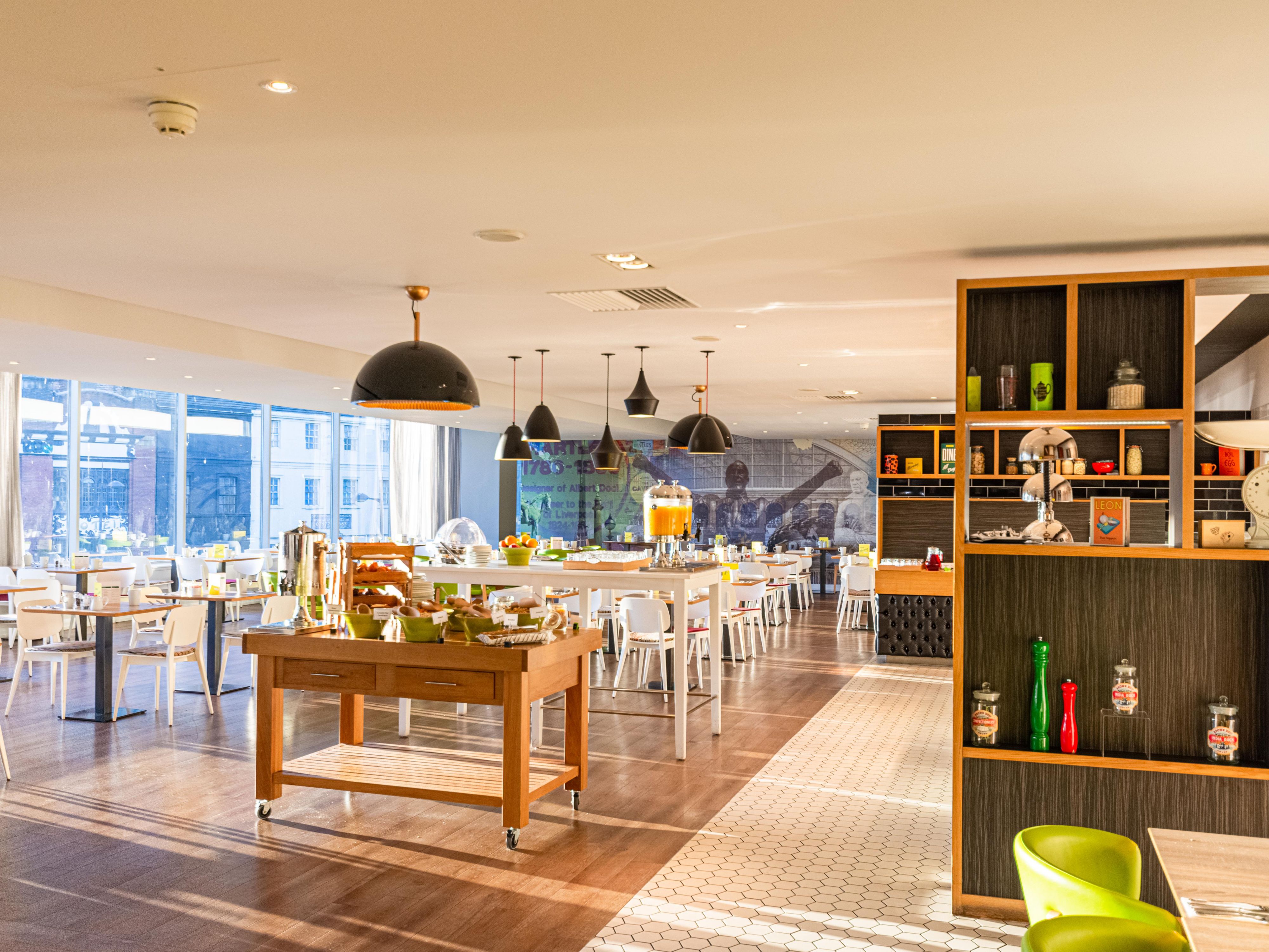 All Day Dining menu served in our View Restaurant and Bar, fantastic views for people watching in St Georges Quarter. Awarded World Heritage status, the area includes World Museum, Walker Art Gallery Central Library plus 3 theatres within 5 mins walk.
We proudly serve Starbucks too, so ideal for resting weary legs with a cuppa or glass of wine.    