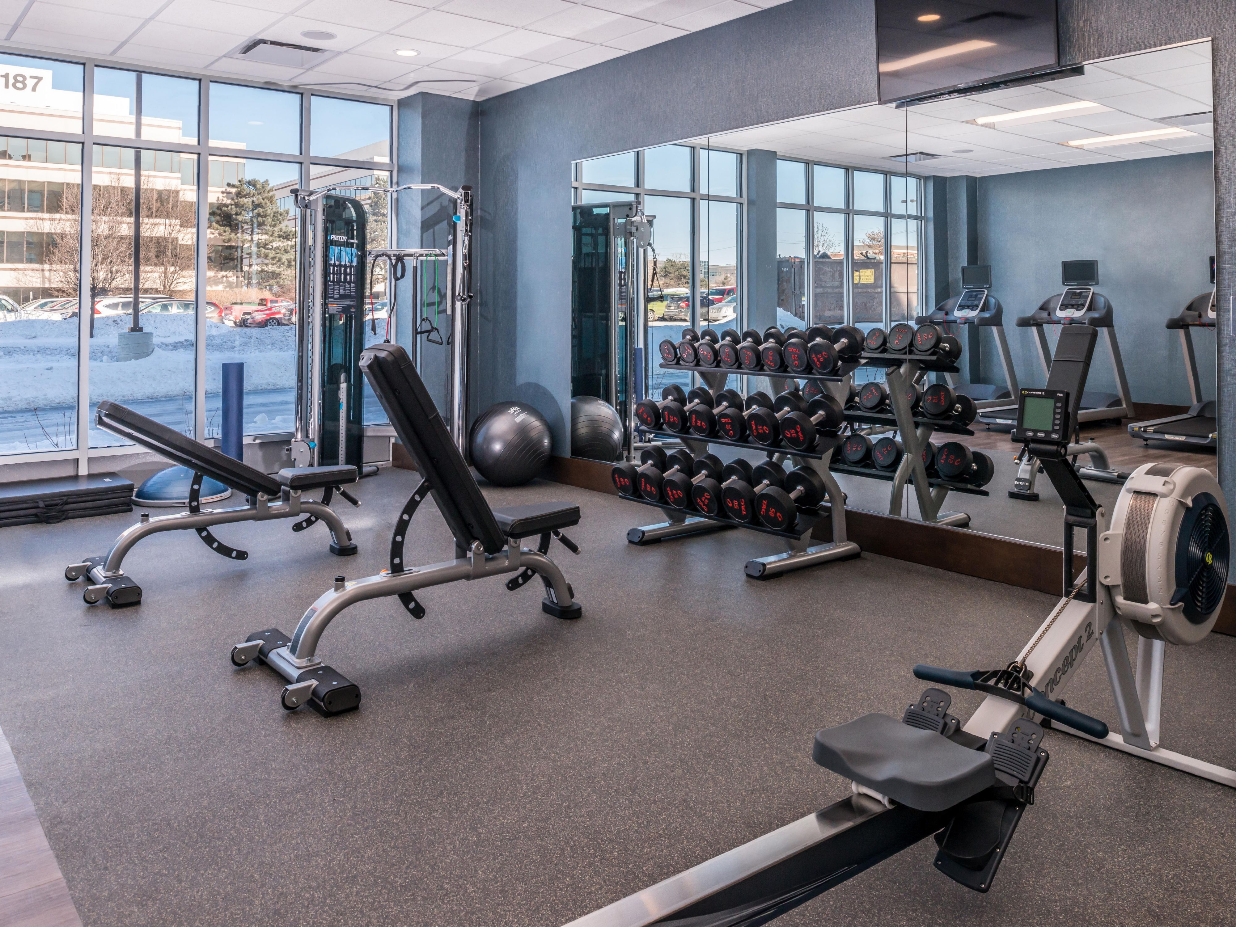 Keep up with your workout regimen in our fully equipped Fitness Center. We provide everything you need for an invigorating cardio session, plus, you can stretch and tone using free weights, medicine balls, resistance bands, and yoga mats. Our Fitness Center is open 24 hours, ensuring you can stay fit whenever it suits your schedule.