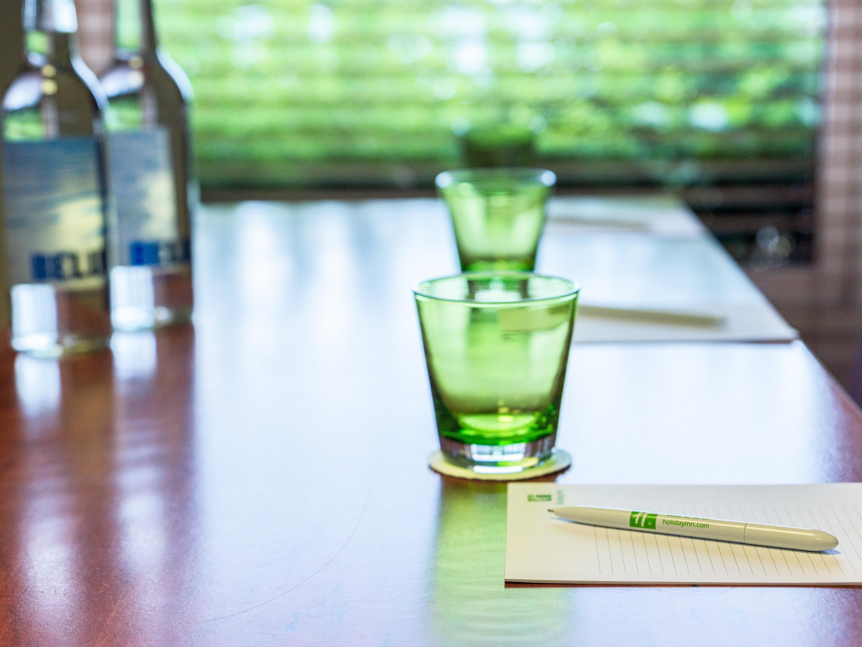 Host meetings or events for up to 100 guests in our fully equipped, versatile meeting rooms and our dedicated team are on hand to support with both planning and delivery of your event.
