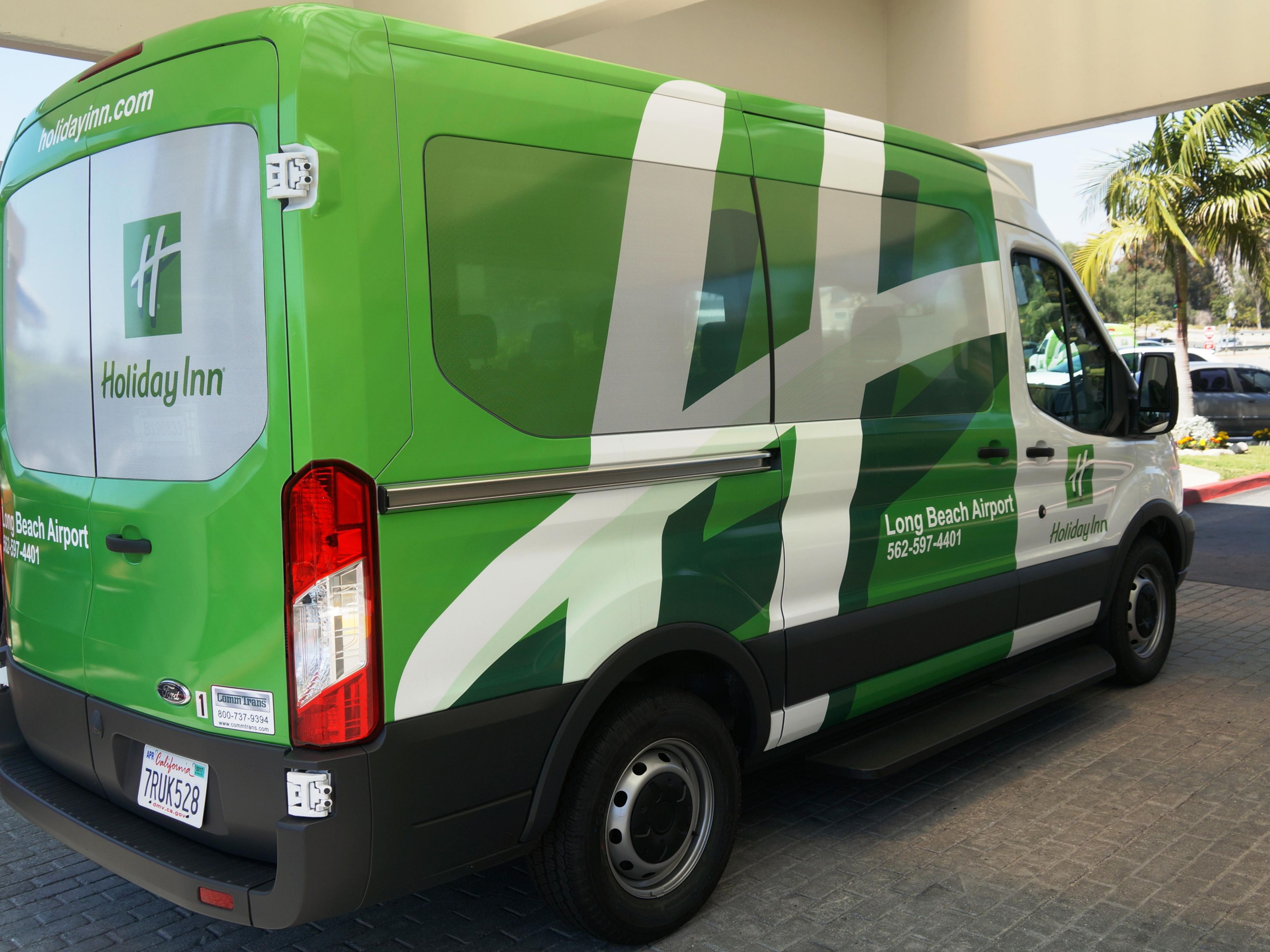 When it comes to travel, the Holiday Inn Long Beach Airport has everything you need to thrive during your stay, including complimentary shuttle service to and from the Long Beach airport.