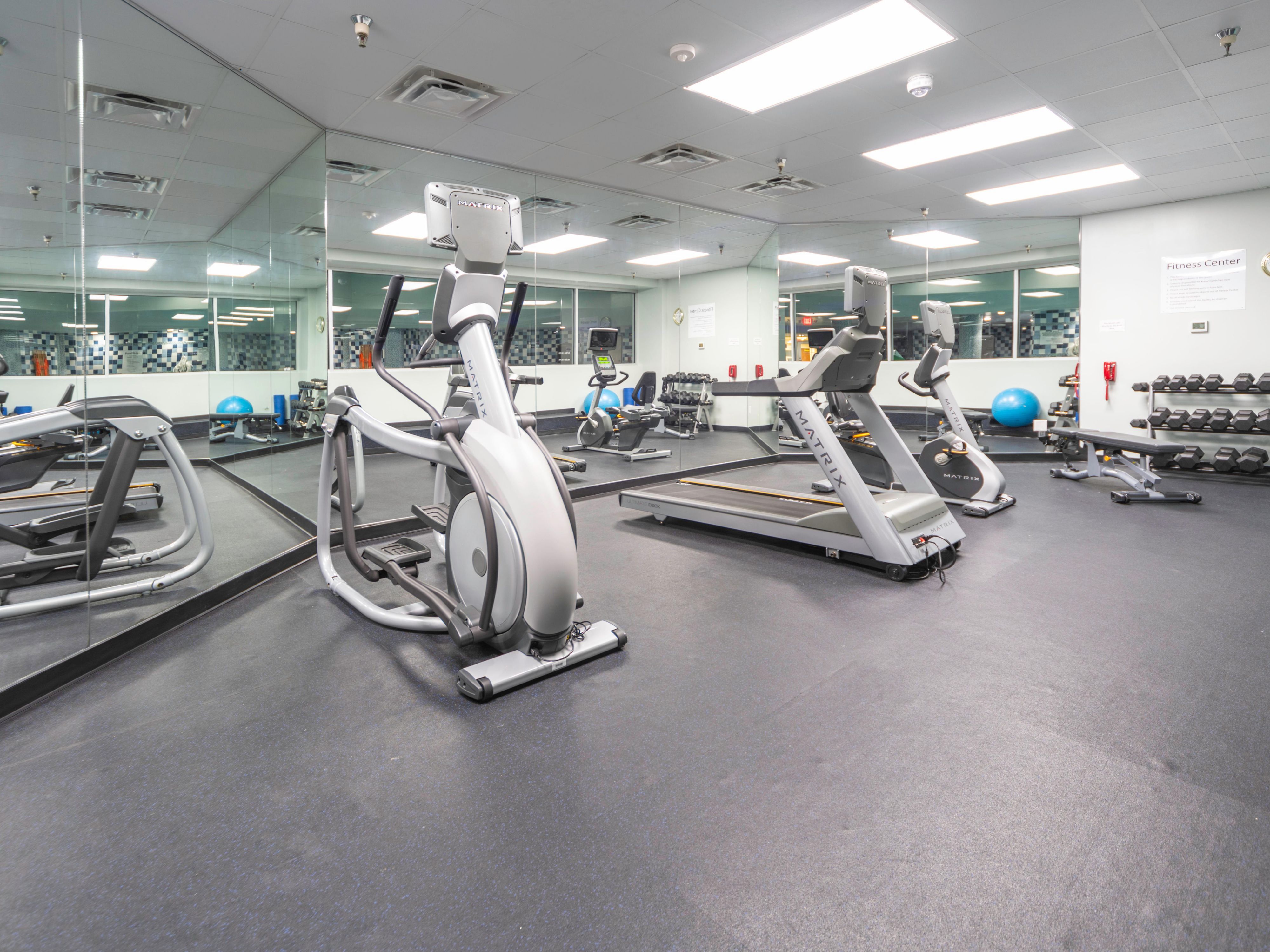 Enjoy amenities like an indoor heated pool, modern Fitness Center, and 24-hour Business Center. Dine at our full-service restaurant and bar, where kids under 12 eat free, and take advantage of free parking, free Wi-Fi, and our complimentary two-mile shuttle. We go the extra mile so you can relax and make the most of your time in Derby City!