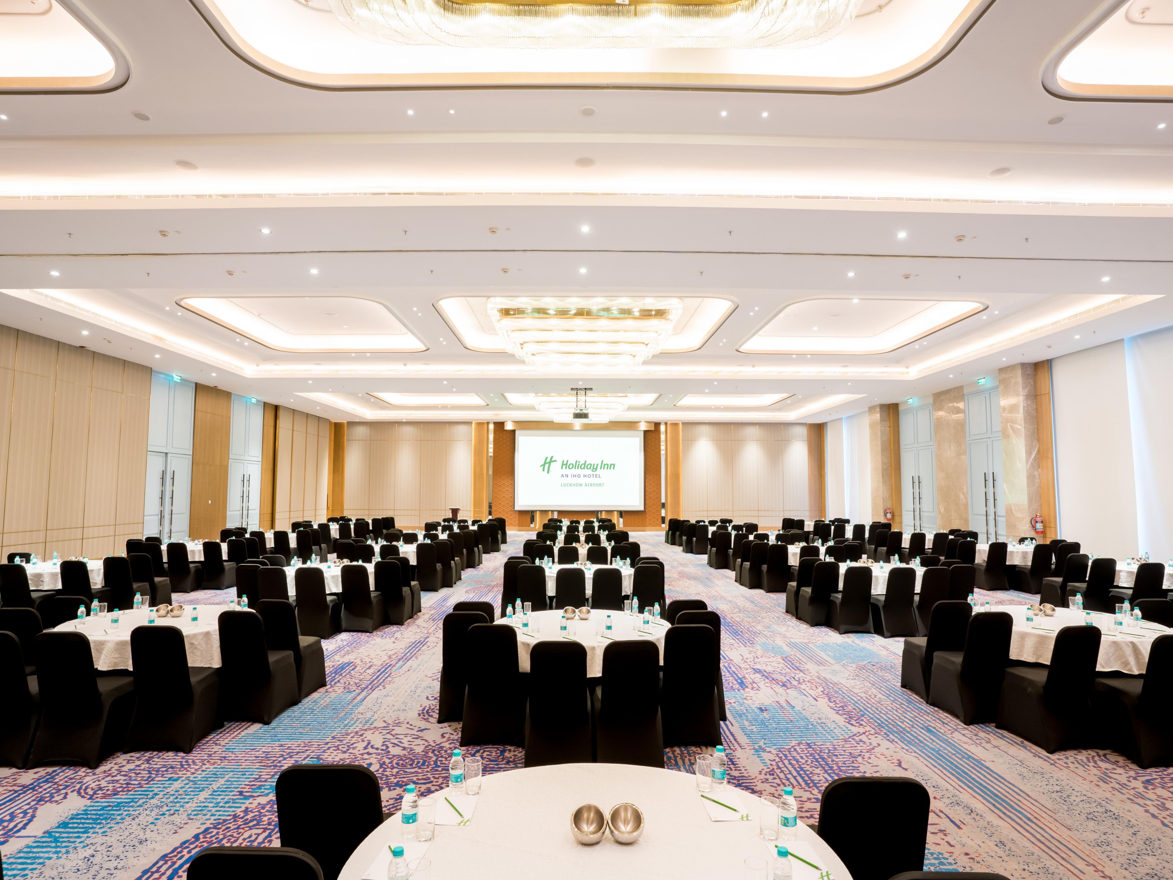 45000 square feet of catering space with stylish and flexible meeting spaces with break out rooms. Our Pillarless meeting spaces can accommodate all kind of corporate or social functions. Attractive lawn and poolside lawn is the best place for your parties. 