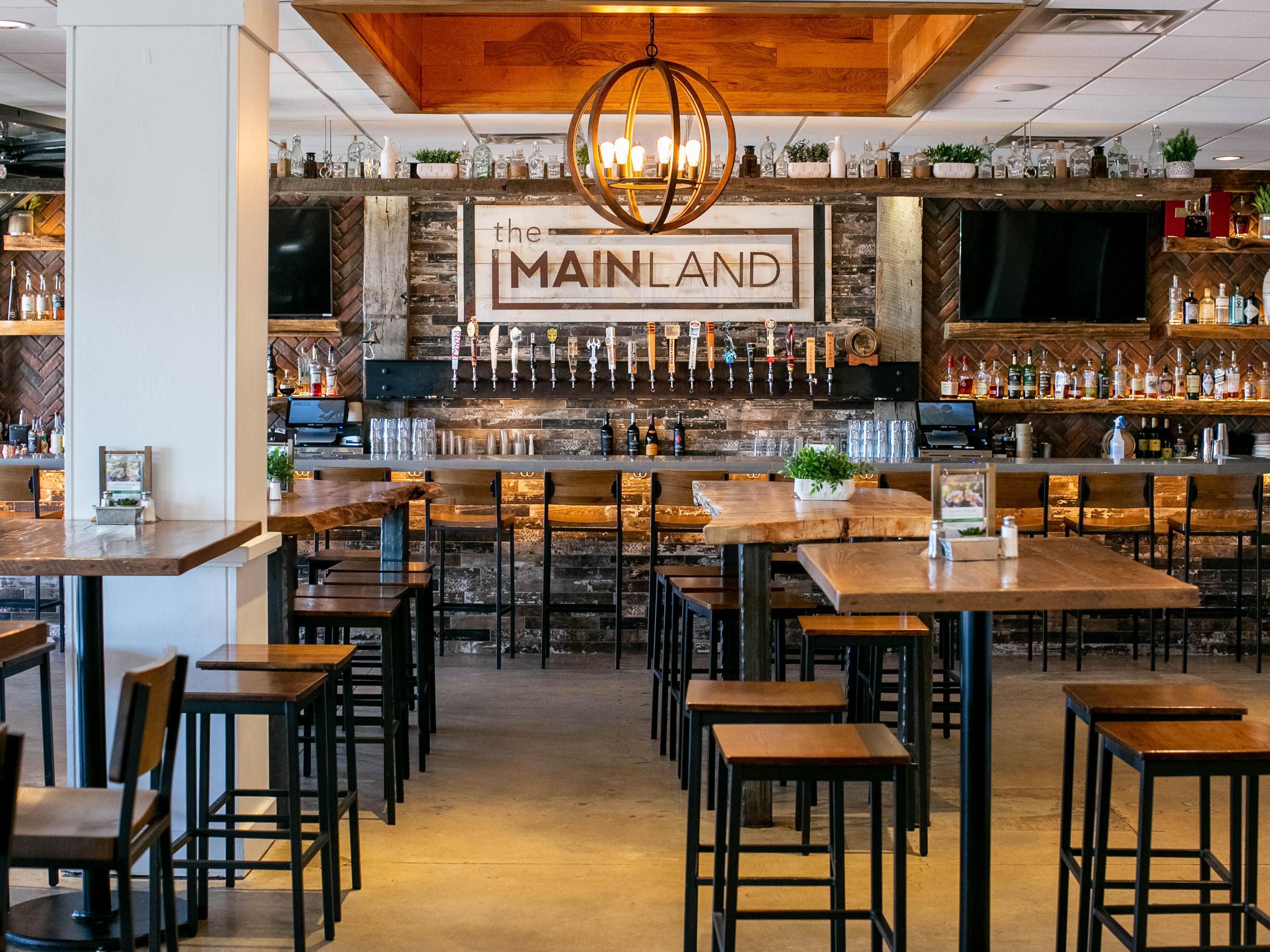 Great food, drinks, and a fun atmosphere for all ages. Eat with friends and family at our indoor and outdoor dining area or enjoy the coziness of a fire pit after playing one of the available lawn games!