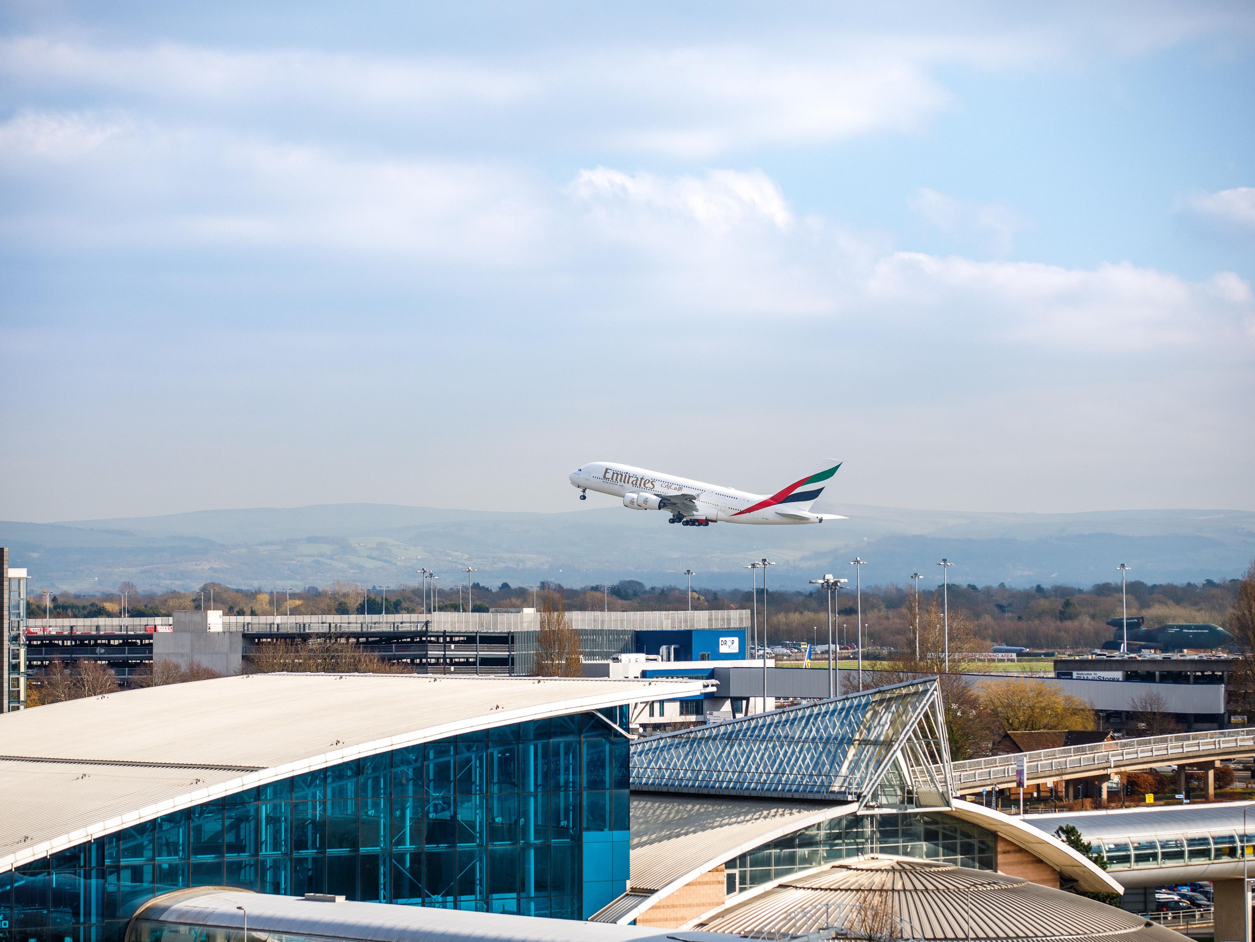 Stay just steps away from your gate. Holiday Inn Manchester Airport is the closest hotel to Terminal 2 – just a 2-minute walk. Perfect for business, family trips, or weekend getaways, we make travel effortless with unbeatable proximity and comfort.