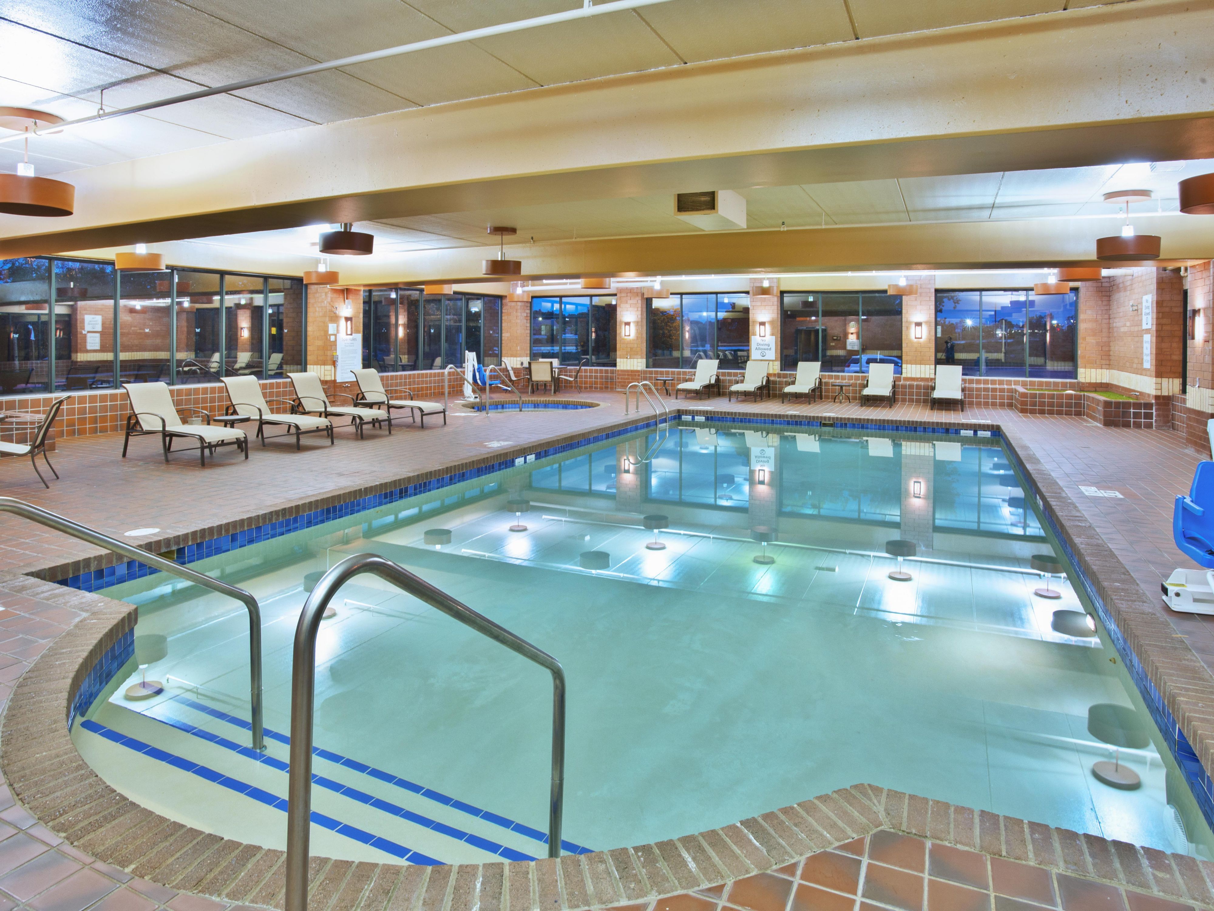Swimming Pool with ADA/Handicapped accessible lift