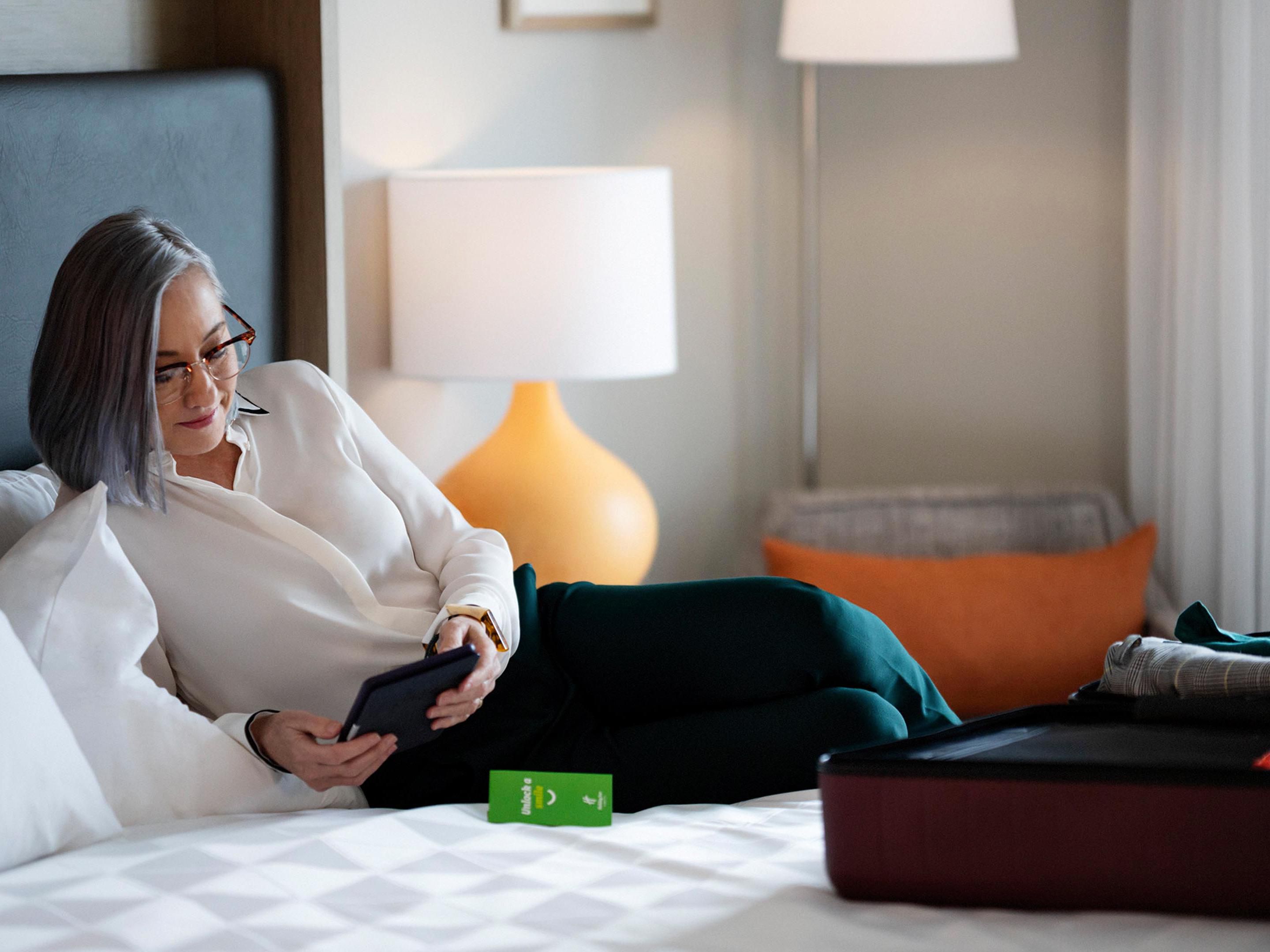 Our corporate travel package is designed for business travelers and companies, which includes an overnight accommodation, a delicious full hot buffet breakfast daily, complimentary shuttle service within 5 miles of our hotel, WIFI,  self-parking, and 1000 bonus IHG One Rewards Points.