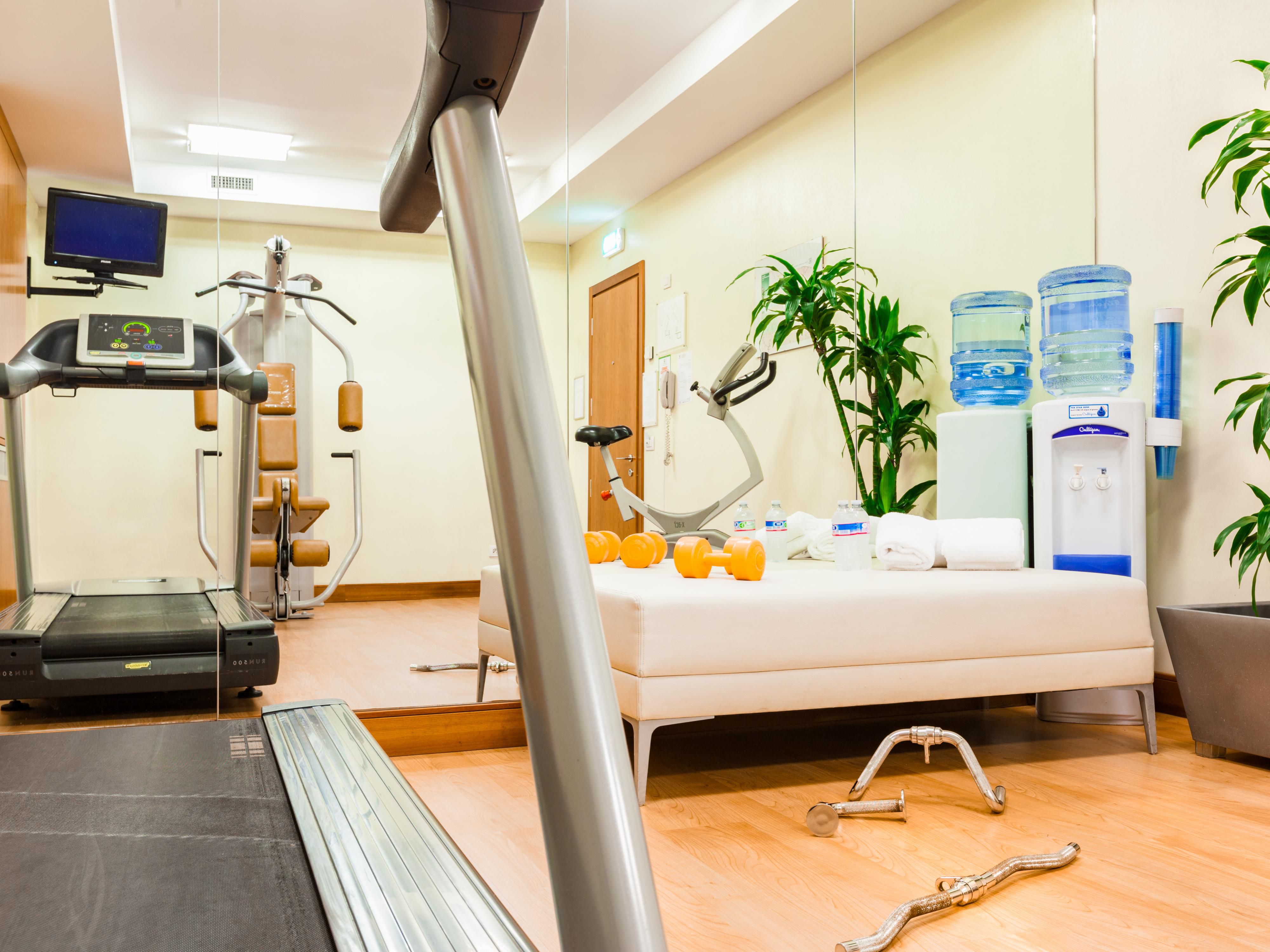 The Mini Gym at the Holiday Inn Milan - Garibaldi Station is the perfect place to dedicate yourself to well-being even while travelling. Comfortable and equipped, it is free for all guests and accessible every day from 7am to 11pm, ideal for a morning energy session or to relax after a busy day in Milan.