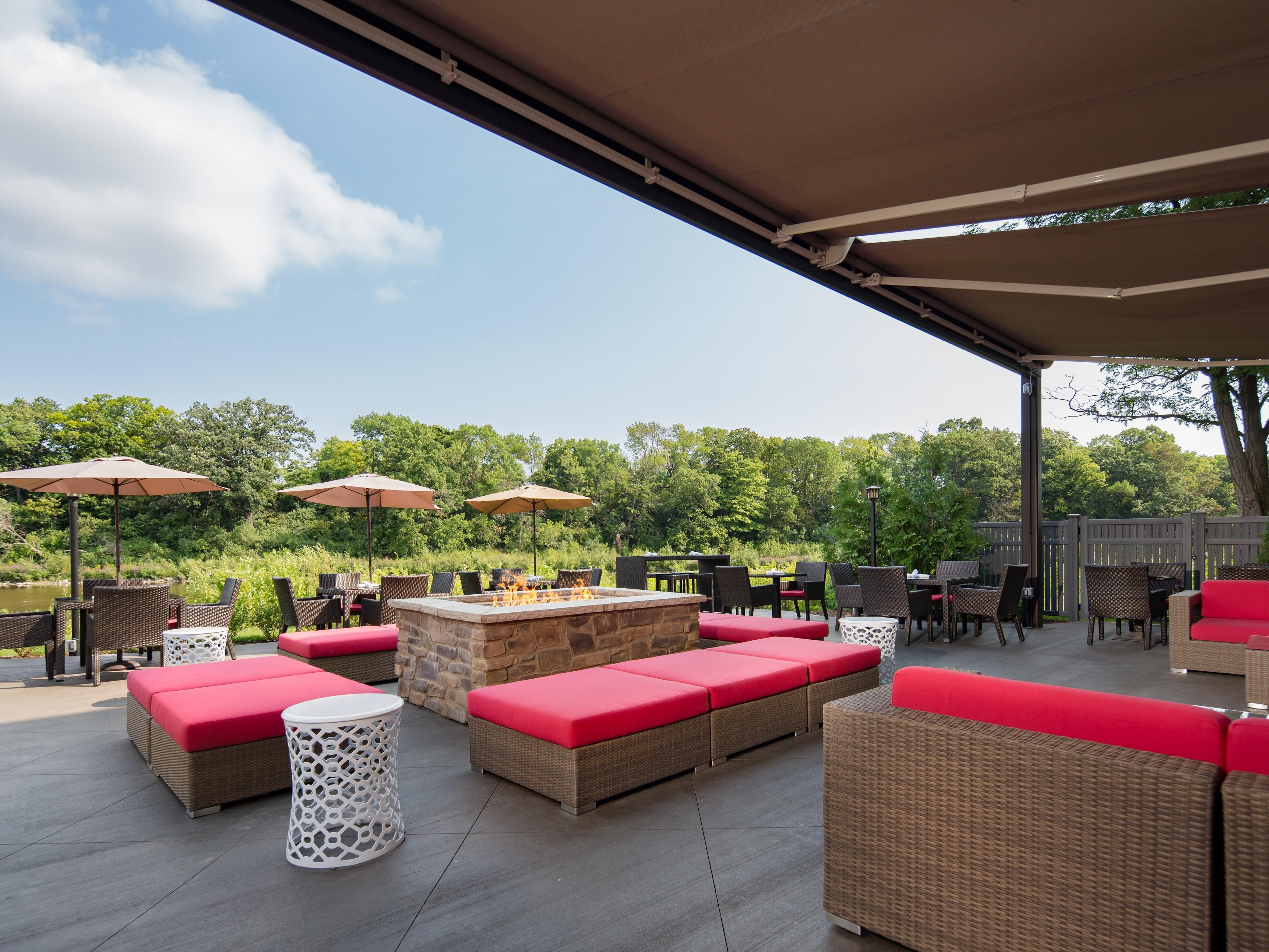 Openly seasonally, our riverfront patio is the perfect place to gather for lunch, dinner, or a quick cocktail after work. Enjoy beautiful, sweeping views of the river while enjoying live music during those great summer nights.