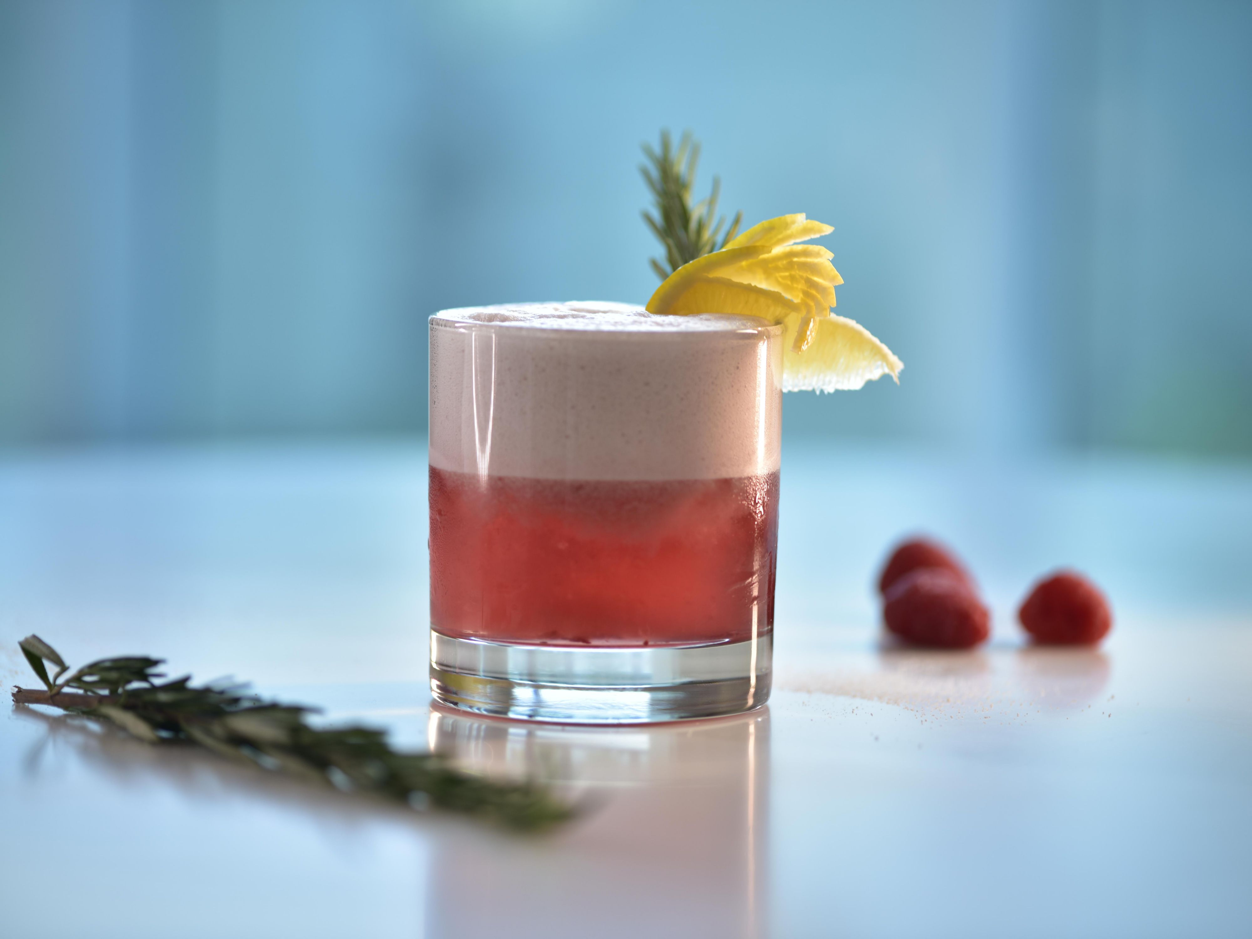 Enjoy daily offers on selected beverages from 6pm to 8pm in Omede Lounge.