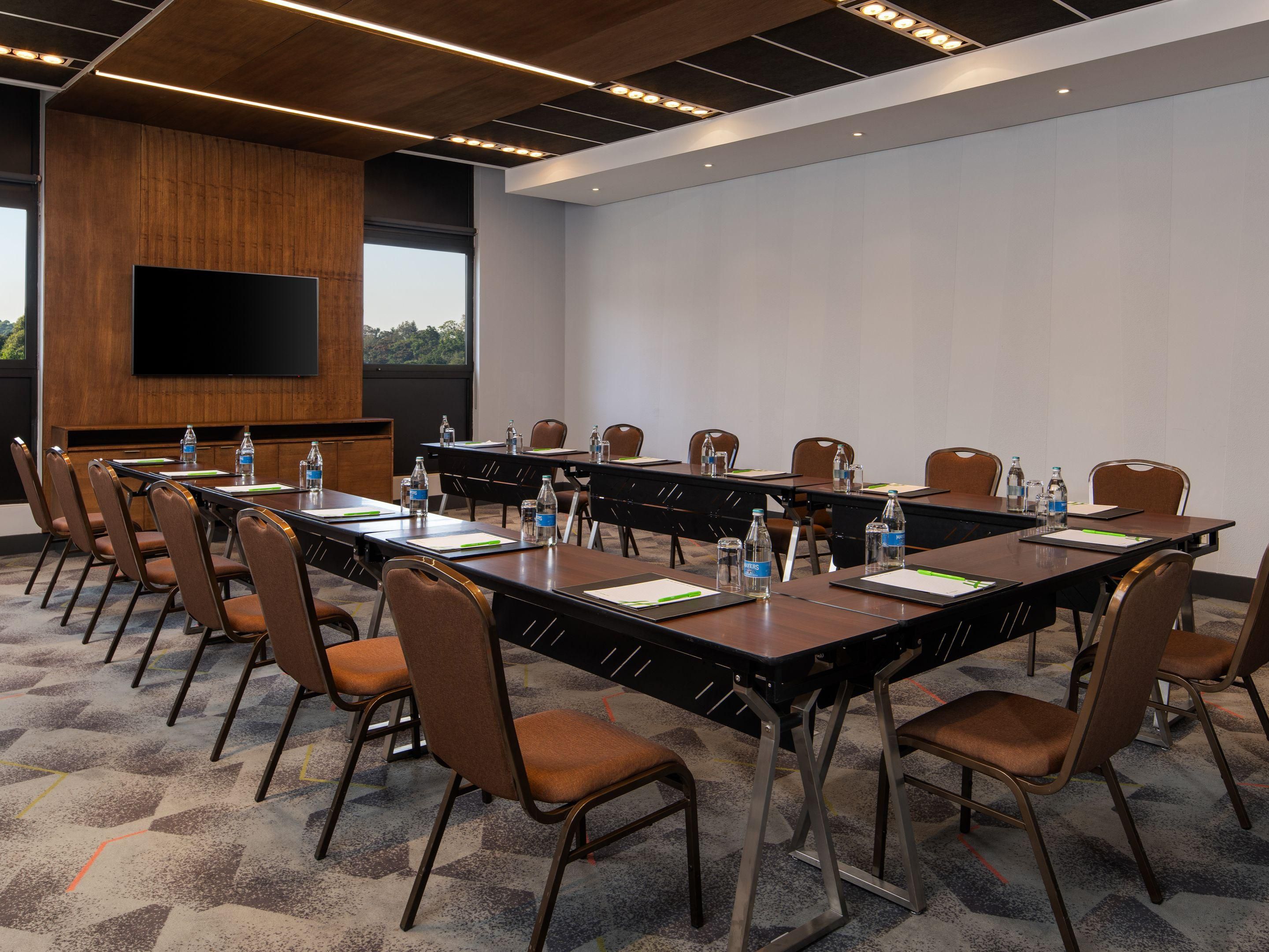 Discover the brand-new meeting spaces at Holiday Inn Nairobi, featuring 6 versatile rooms, including a ballroom that accommodates up to 136 guests. Enjoy state-of-the-art technology, along with a spacious foyer designed for private meetings and relaxed conversations. Perfect for events that require both style and functionality!