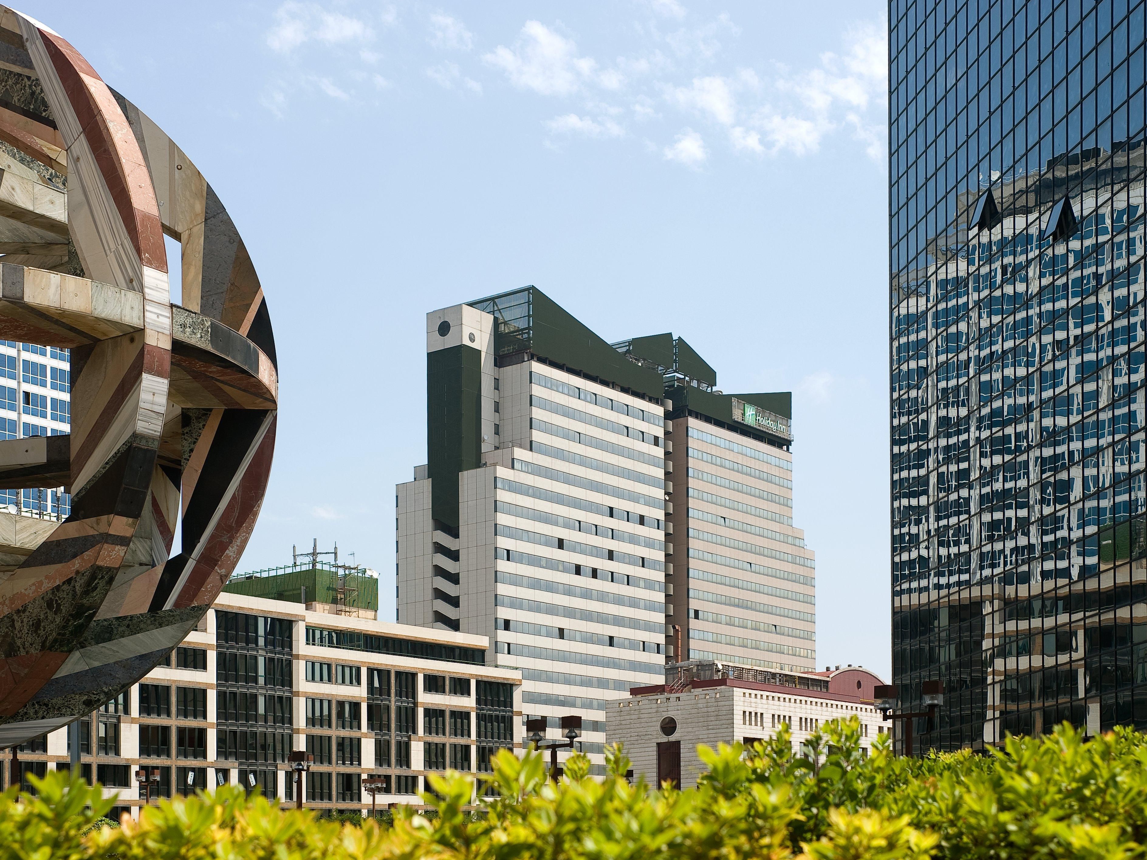 Your stay starts from here:
3D TOUR powered by HeadBox.