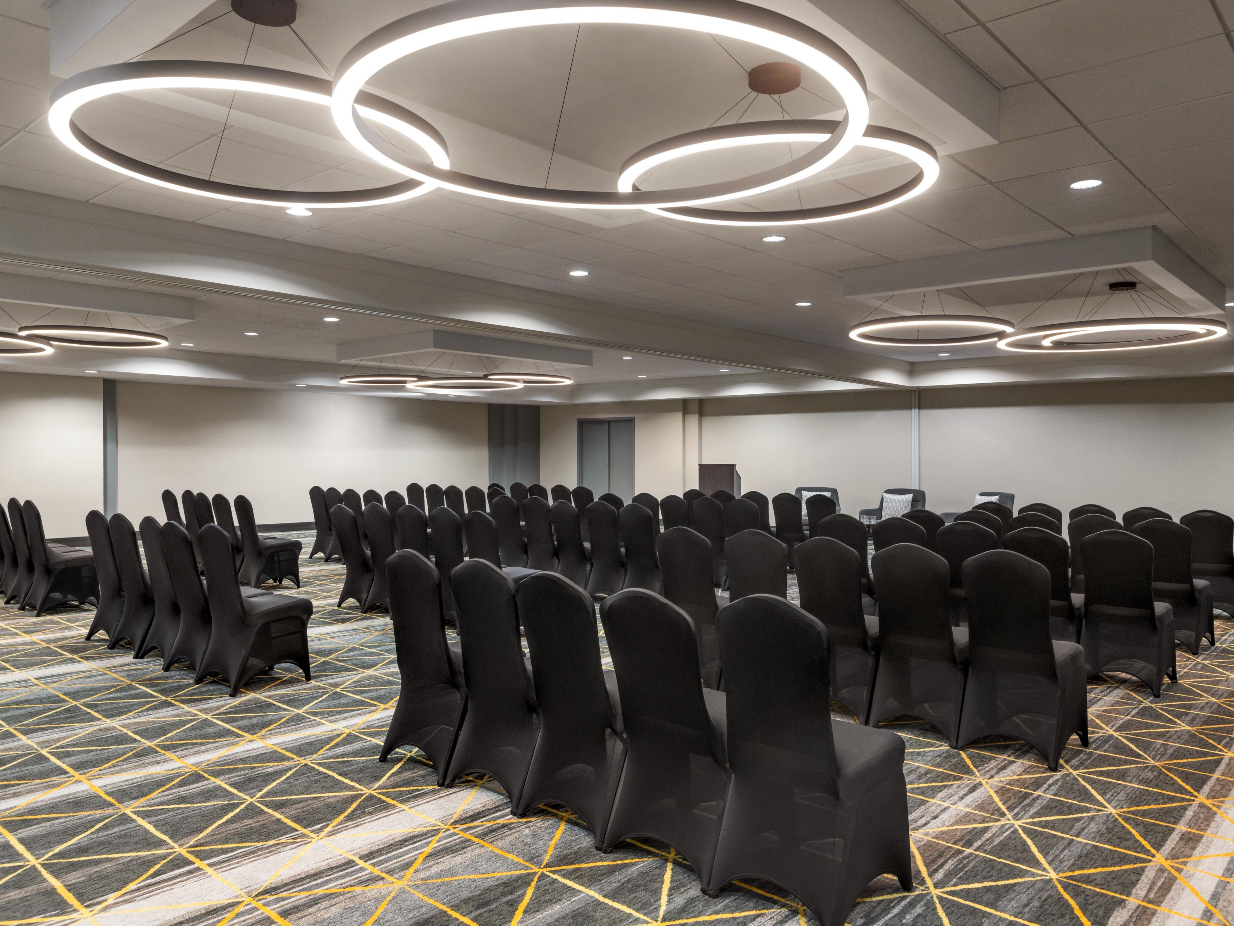 Host business meetings and social gatherings in our 8,500 square feet of versatile event space. From our boardroom to our elegant Sky View Room accommodating up to 200 guests, we transform ordinary meetings into extraordinary events. Enjoy state-of-the-art amenities and exceptional service in a setting that inspires productivity and celebration.