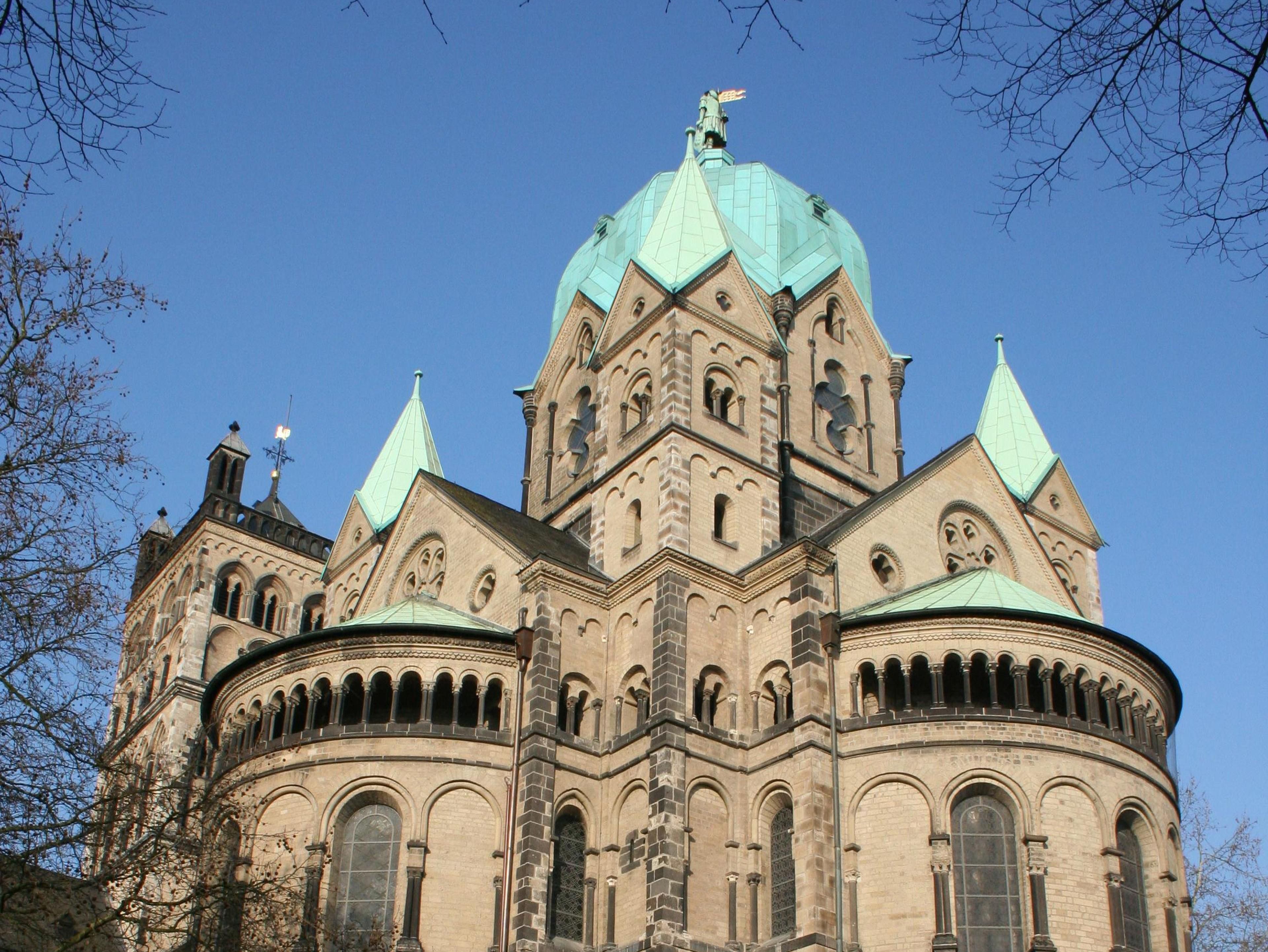 Neuss Hotels near Dusseldorf | Holiday Inn Dusseldorf - Neuss