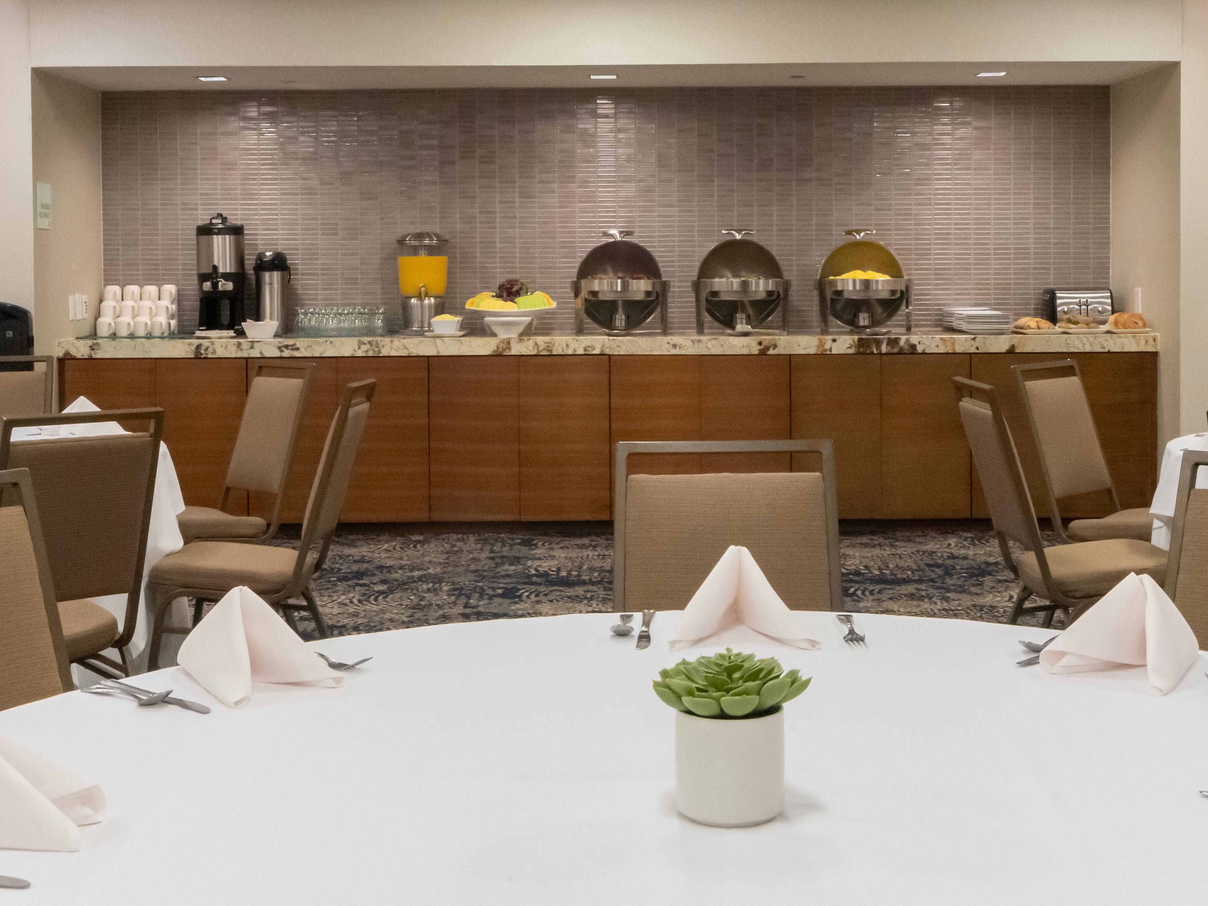 Host meetings and events in our versatile venues for up to 350 guests. Our flexible spaces can be beautifully transformed to suit your unique style. Enjoy exquisite catering, AV support, and professional planners that bring your vision to life and turn ordinary gatherings into extraordinary events.