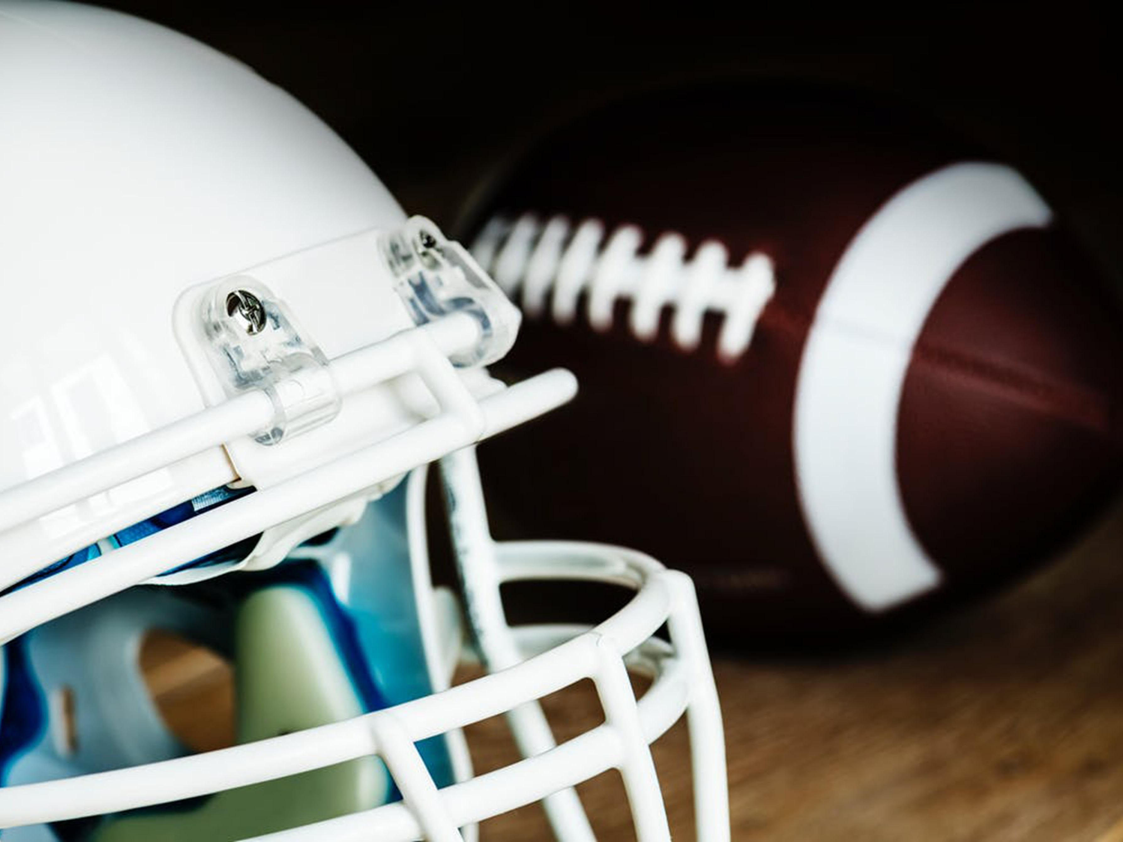 Our prime location is your gateway to the city's vibrant culture and attractions. Situated two blocks from the Caesars Superdome and in the heart of the Biomedical District, our hotel offers convenient access to key medical centers. We are a few blocks from the French Quarter and Bourbon Street ensuring you get a true taste of New Orleans.